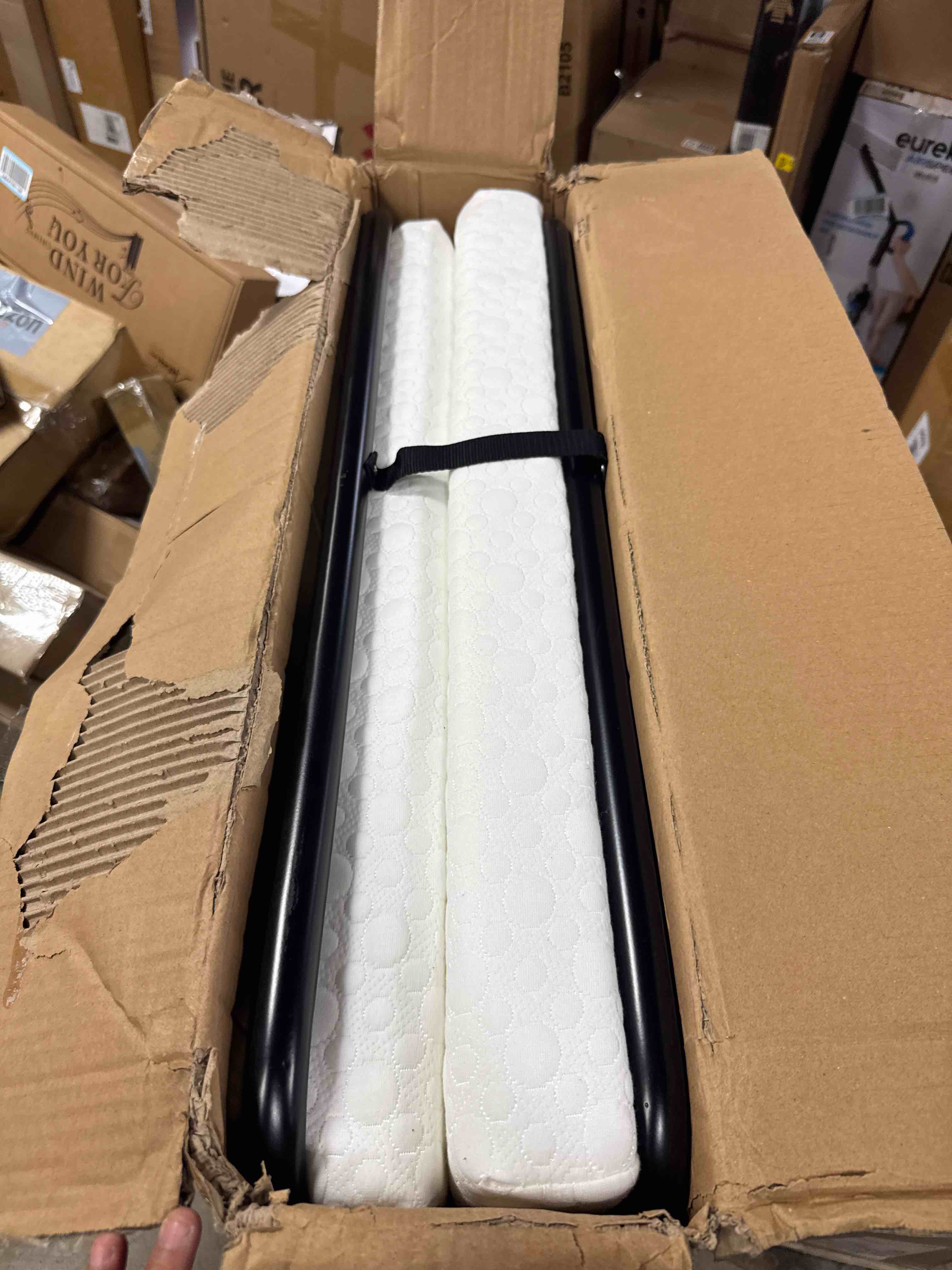 https://s3.amazonaws.com/lotting-images-prod/phillipi/TEA3365365_1758914373728.jpeg
