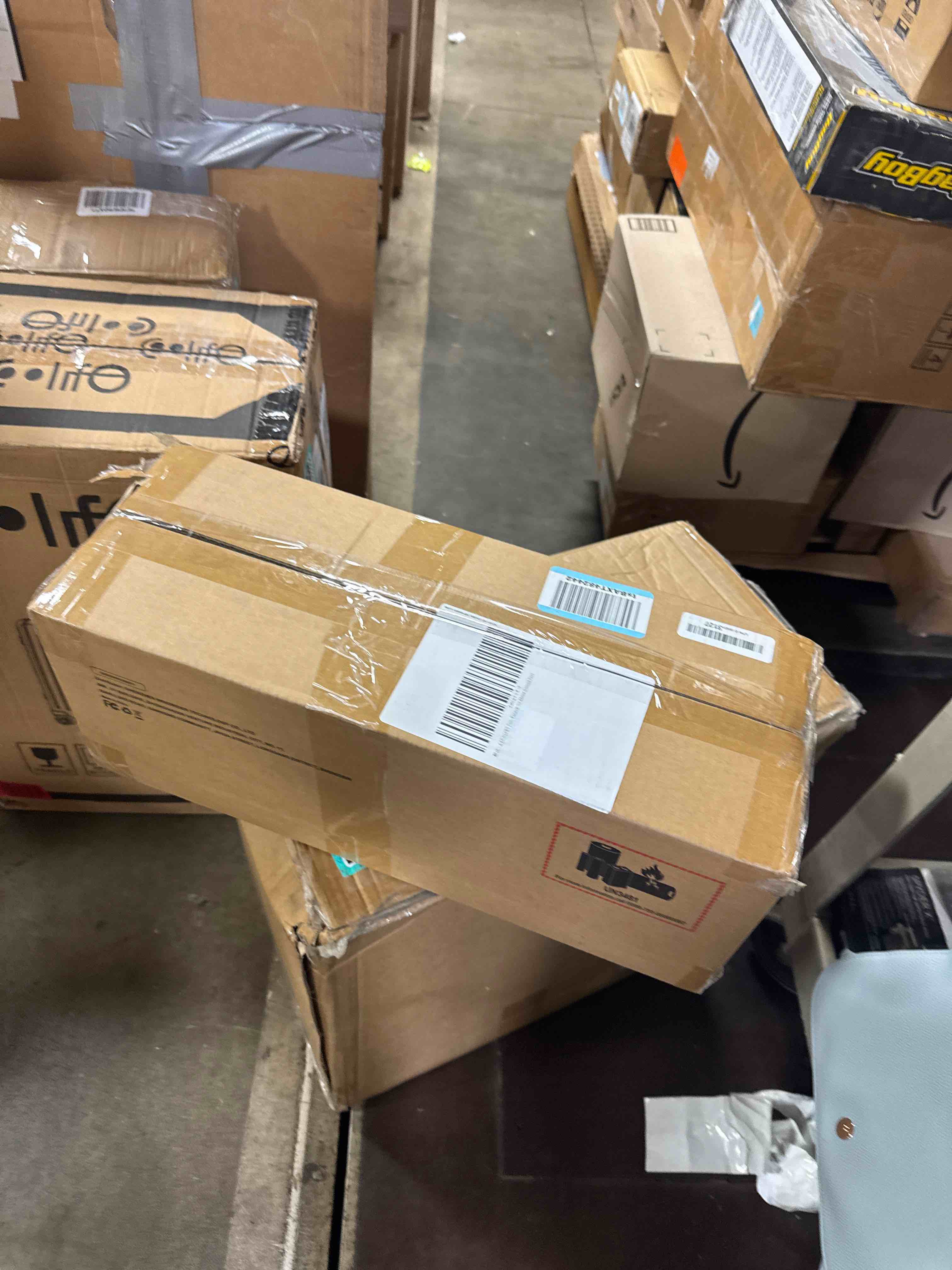https://s3.amazonaws.com/lotting-images-prod/phillipi/TEA3365565_1759946574669.jpeg