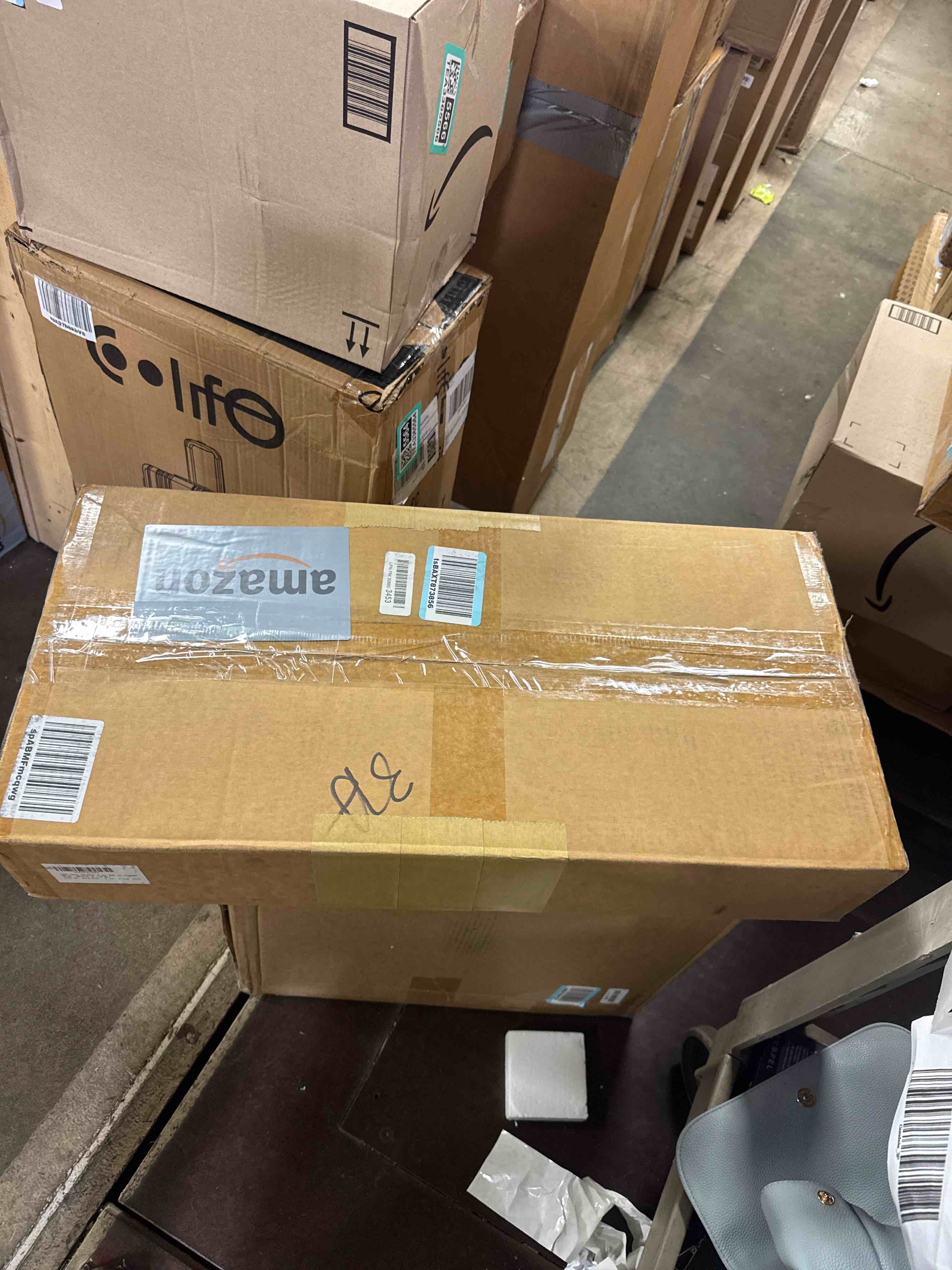https://s3.amazonaws.com/lotting-images-prod/phillipi/TEA3365568_1759946797928.jpeg