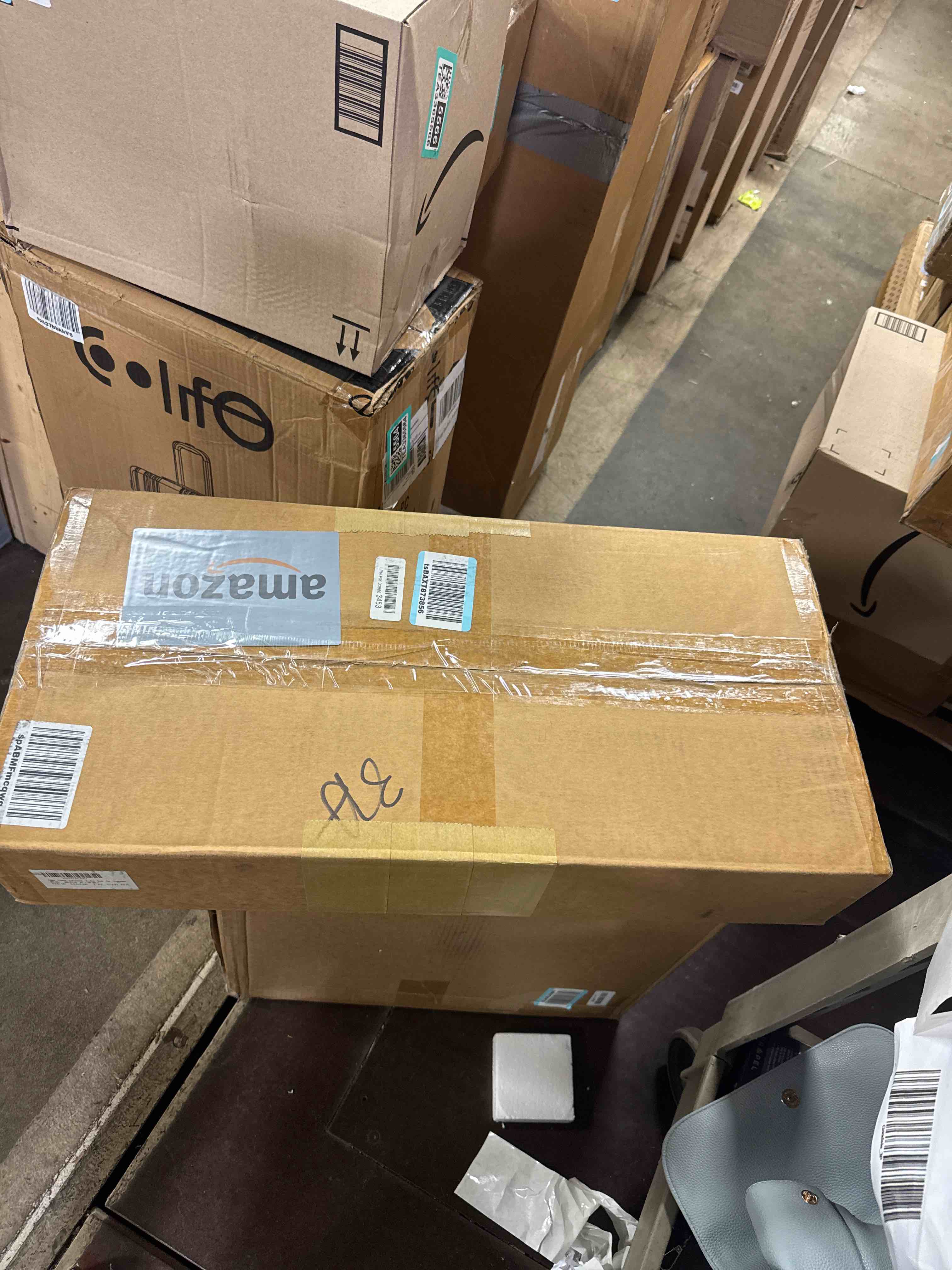 https://s3.amazonaws.com/lotting-images-prod/phillipi/TEA3365568_1759946798708.jpeg