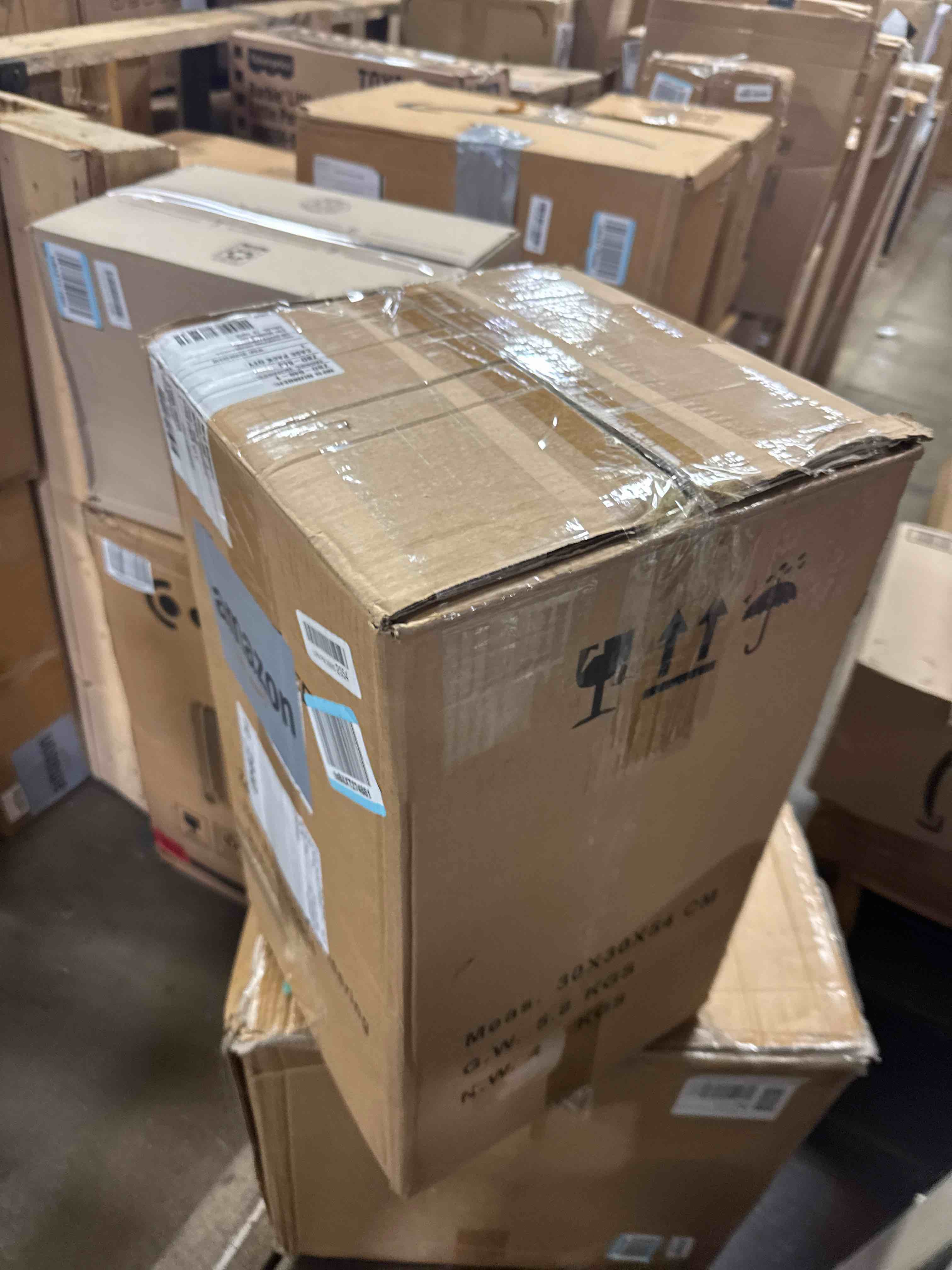 https://s3.amazonaws.com/lotting-images-prod/phillipi/TEA3365569_1759946880317.jpeg