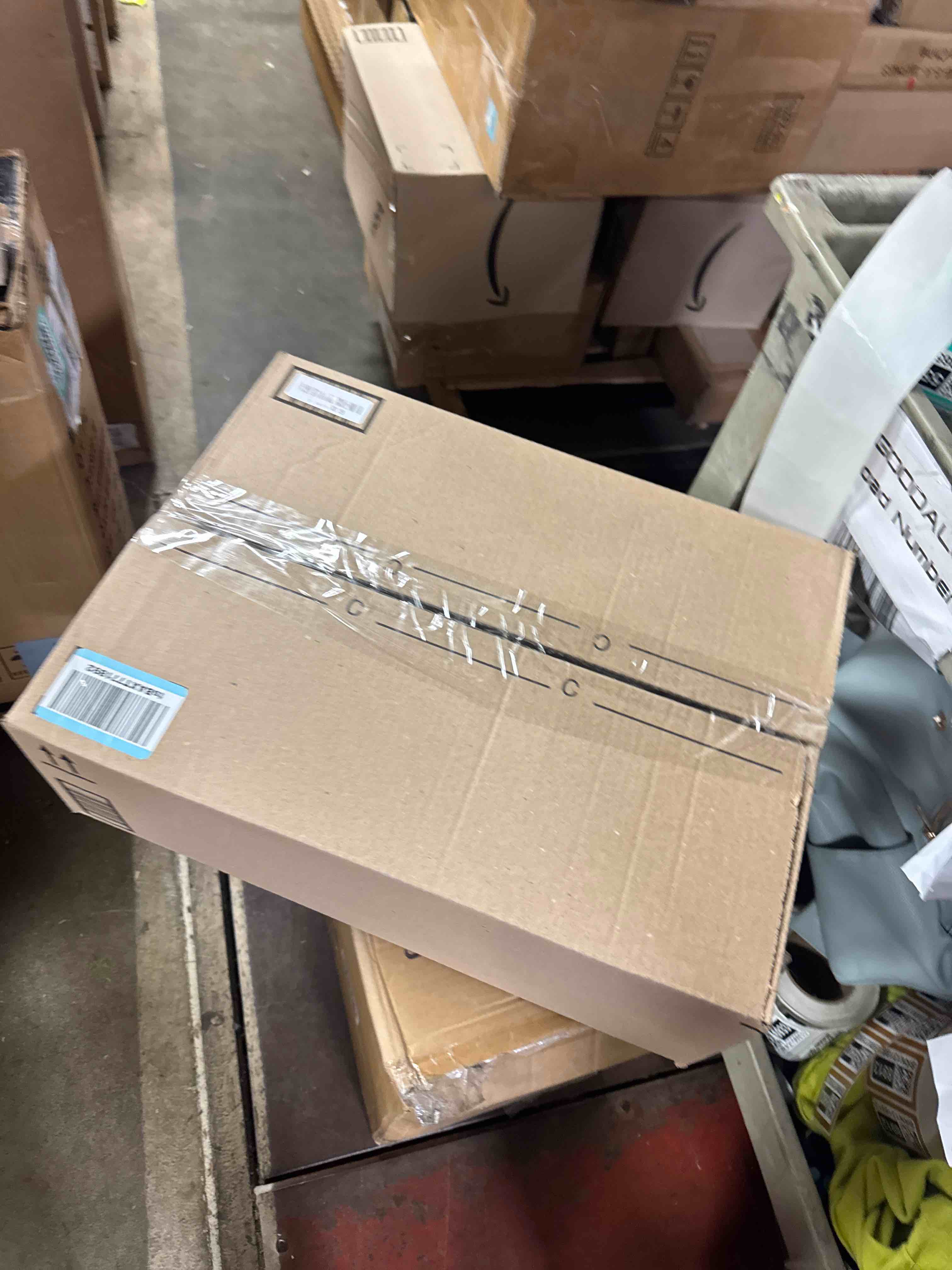 https://s3.amazonaws.com/lotting-images-prod/phillipi/TEA3365571_1759947111252.jpeg