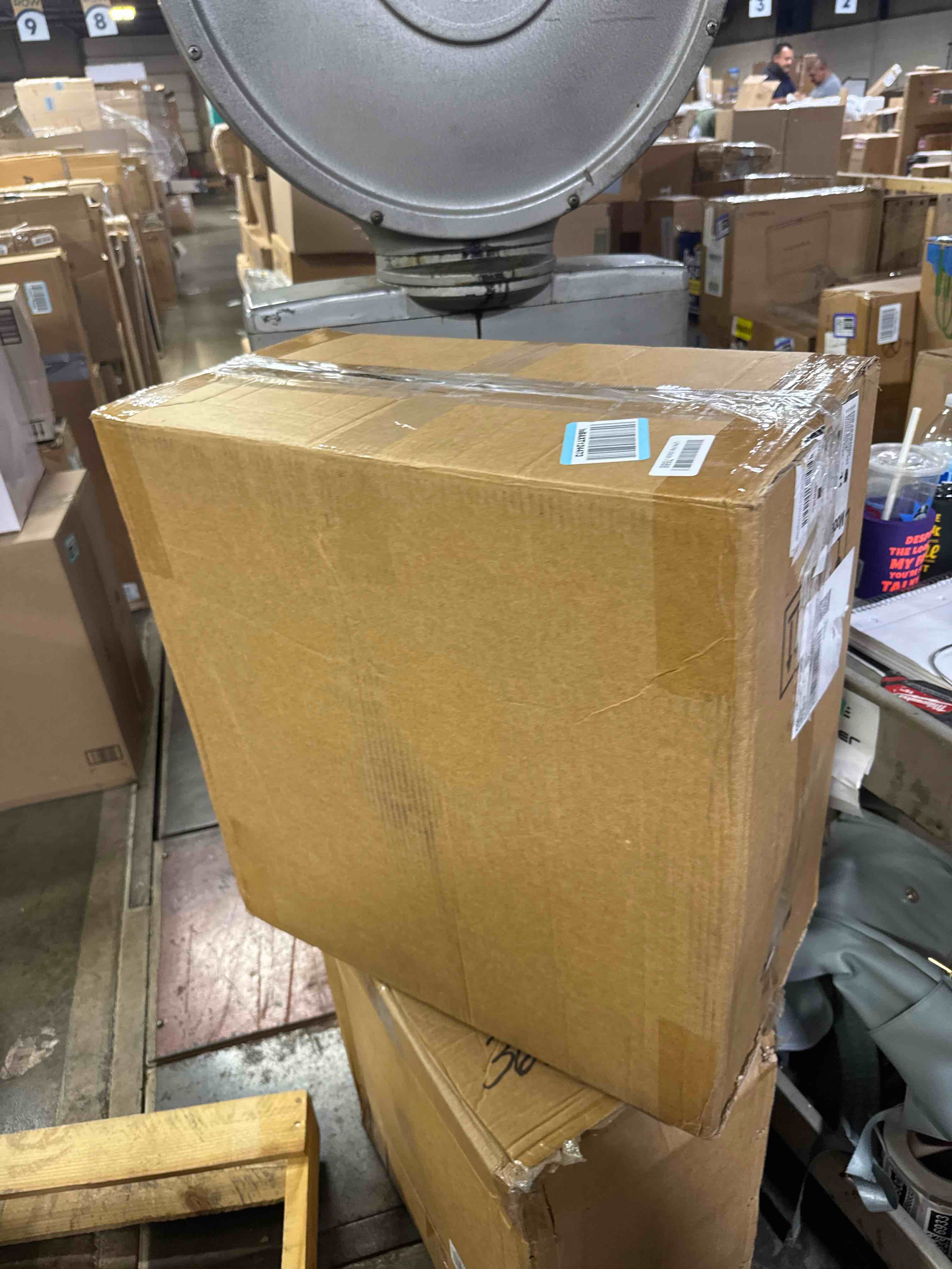 https://s3.amazonaws.com/lotting-images-prod/phillipi/TEA3365576_1759947789616.jpeg