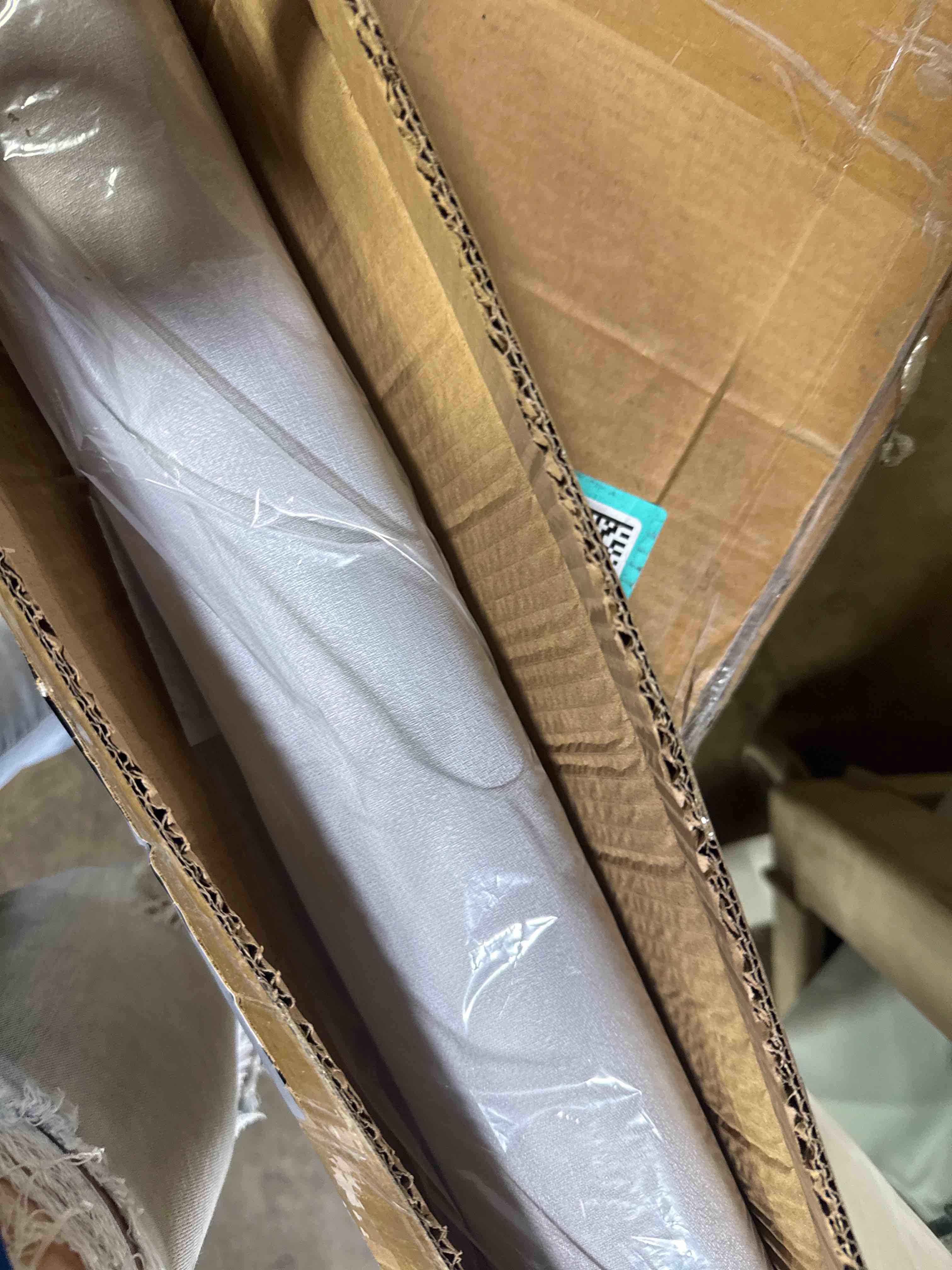 https://s3.amazonaws.com/lotting-images-prod/phillipi/TEA3365582_1759948427981.jpeg