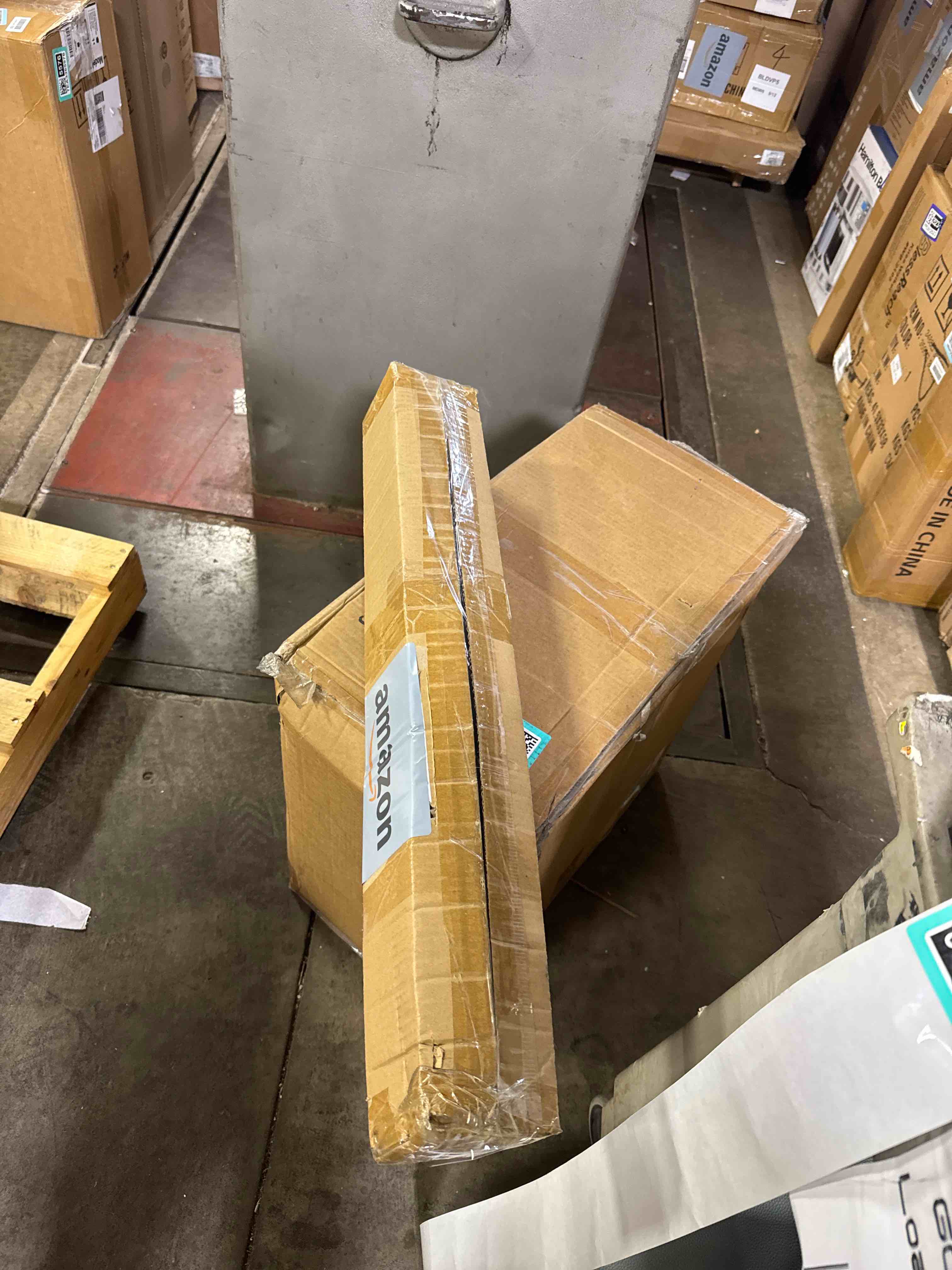 https://s3.amazonaws.com/lotting-images-prod/phillipi/TEA3365582_1759948440232.jpeg