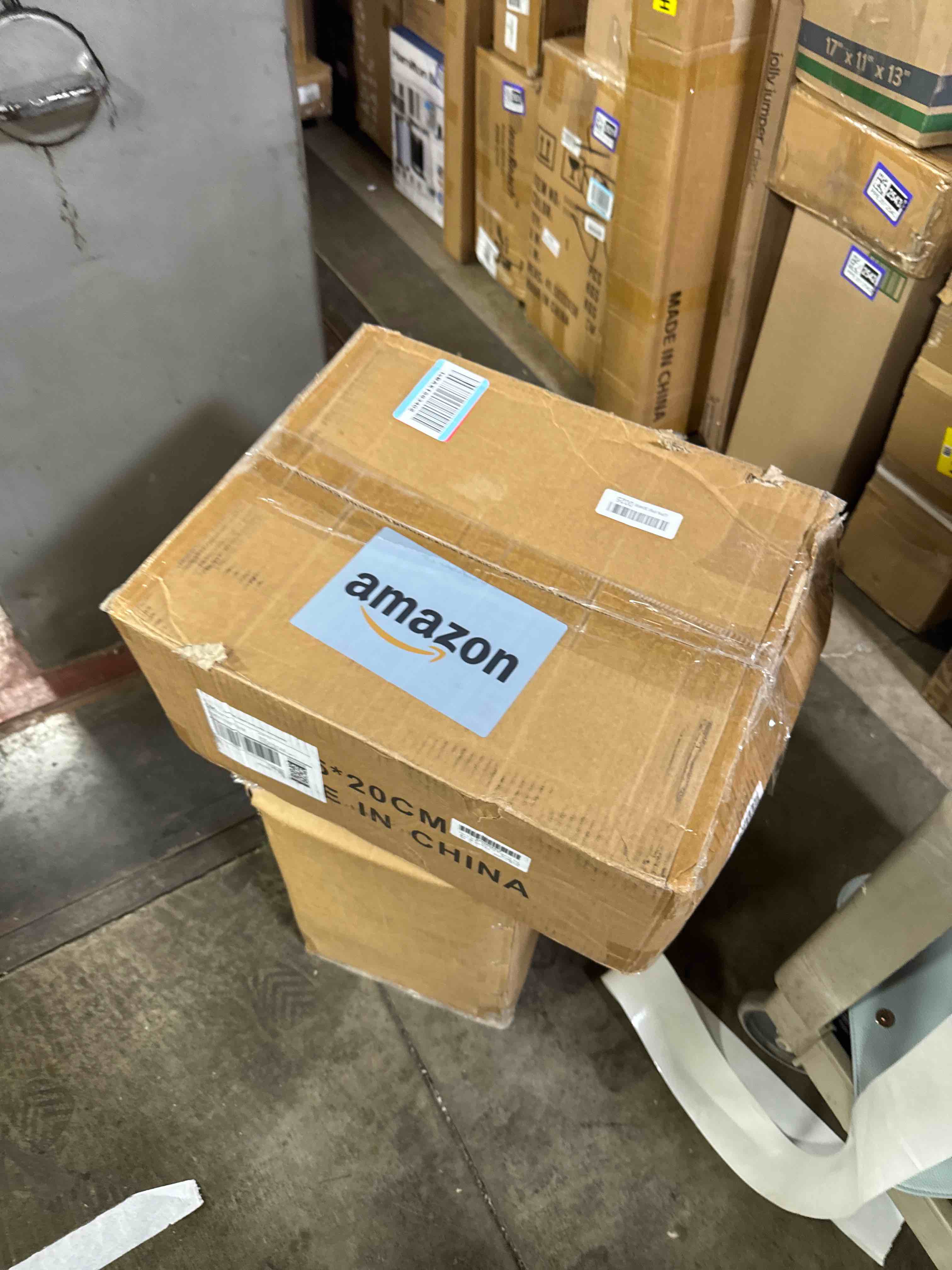 https://s3.amazonaws.com/lotting-images-prod/phillipi/TEA3365593_1759949474447.jpeg