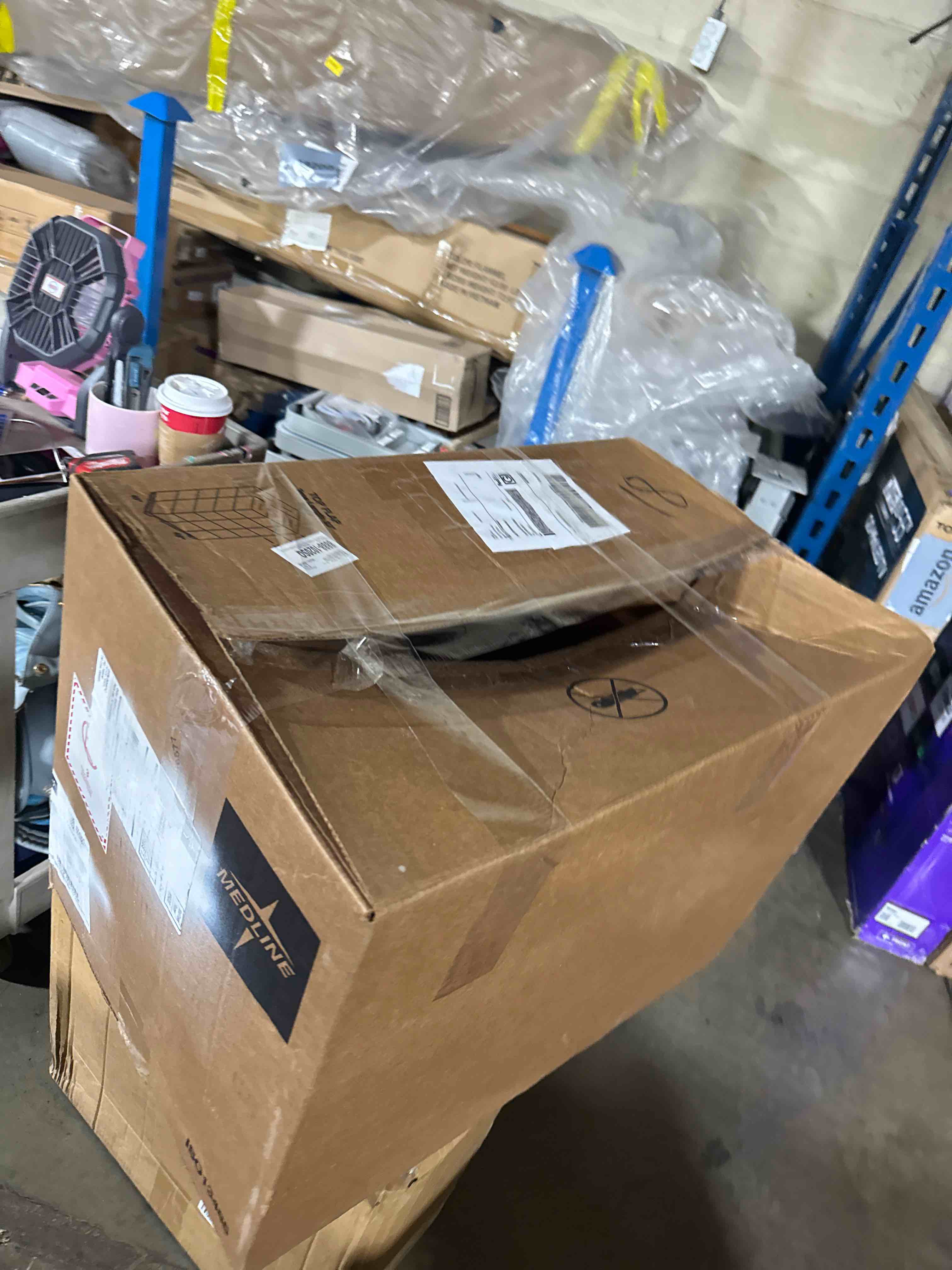 https://s3.amazonaws.com/lotting-images-prod/phillipi/TEA3365623_1760023752325.jpeg