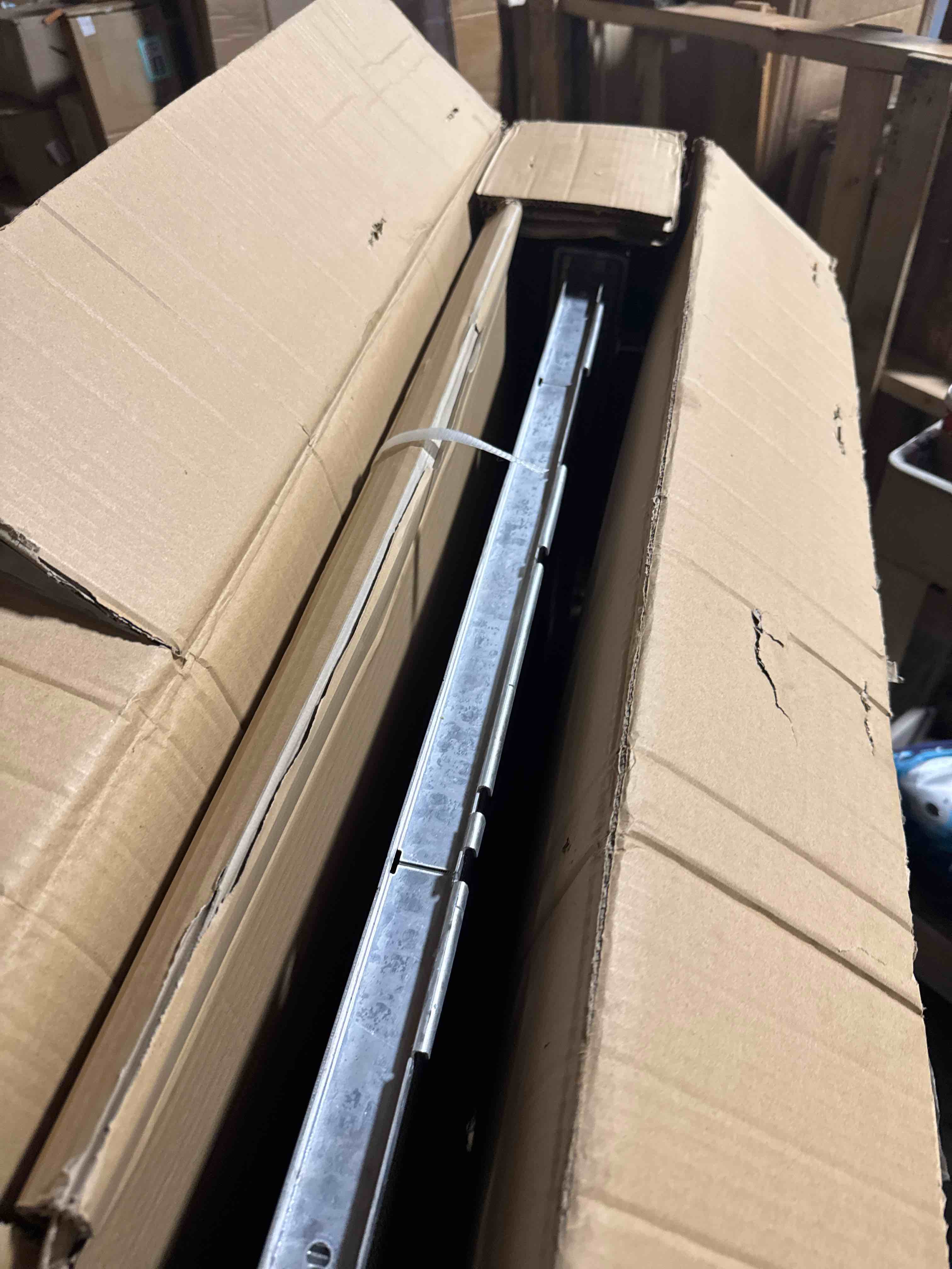 https://s3.amazonaws.com/lotting-images-prod/phillipi/TEA3365669_1760104043049.jpeg