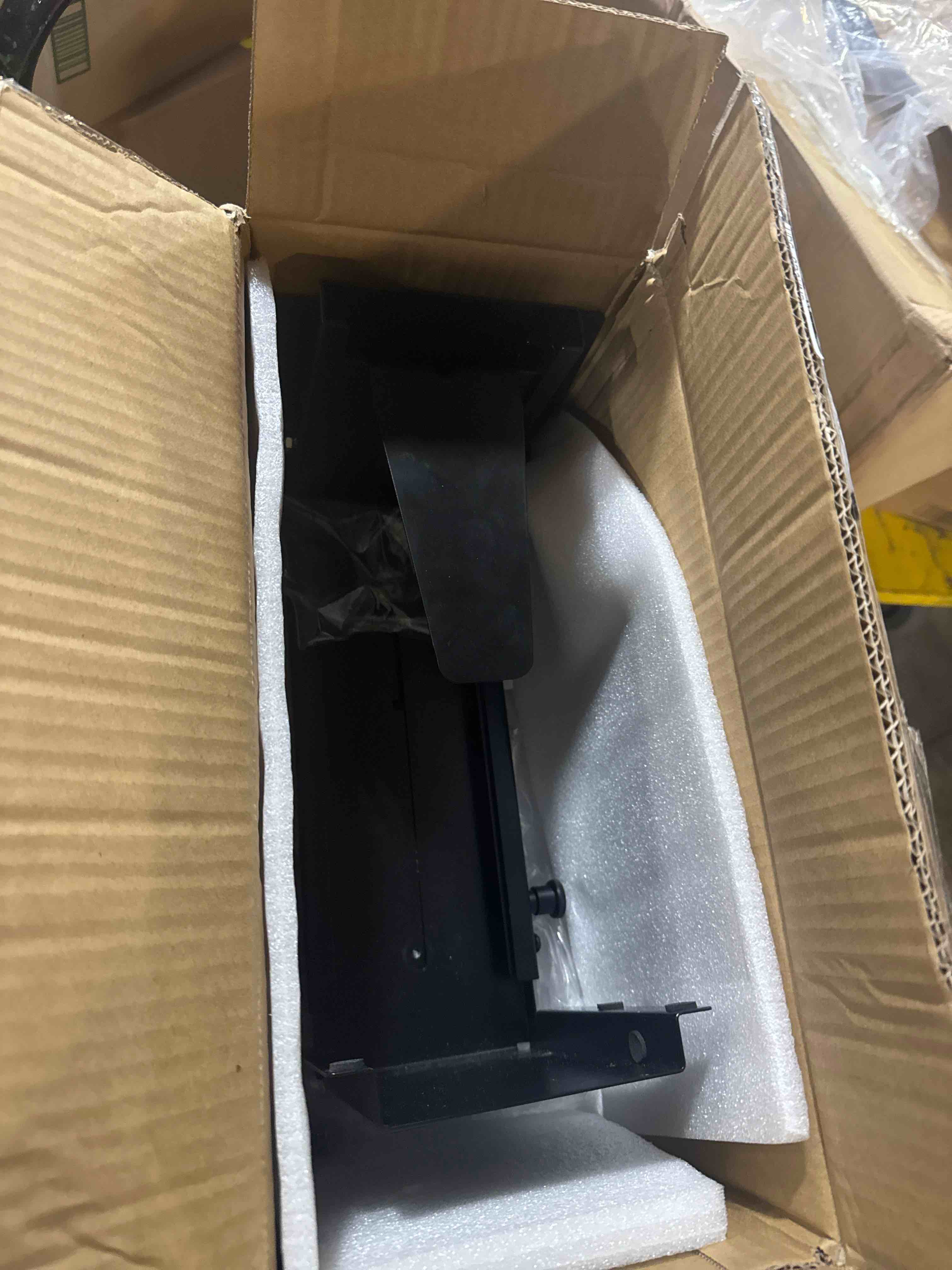 https://s3.amazonaws.com/lotting-images-prod/phillipi/TEA3365692_1760446063324.jpeg