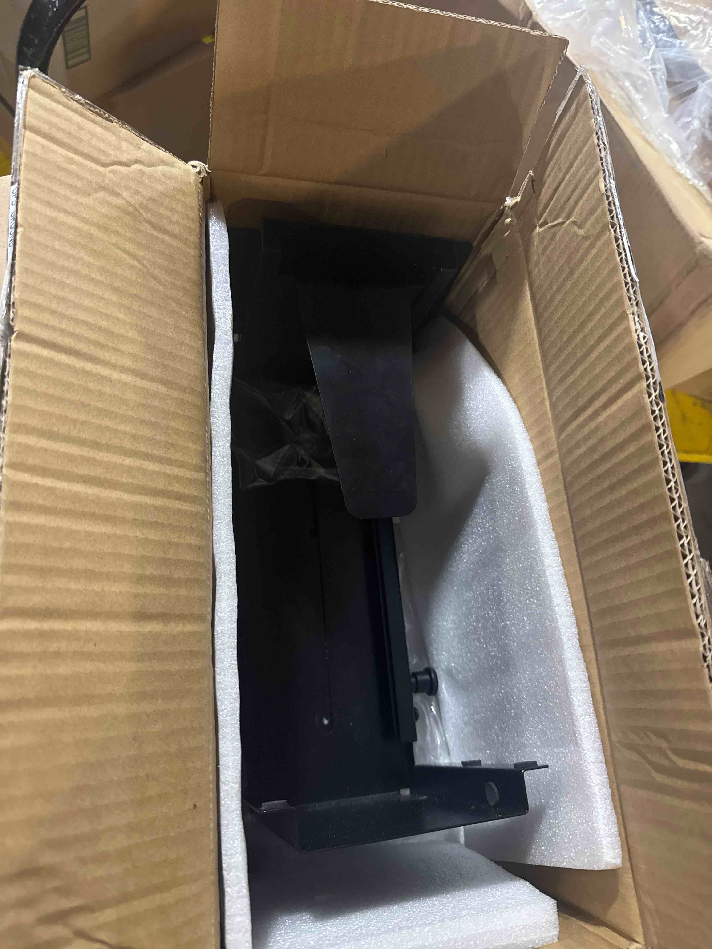 https://s3.amazonaws.com/lotting-images-prod/phillipi/TEA3365692_1760446064107.jpeg