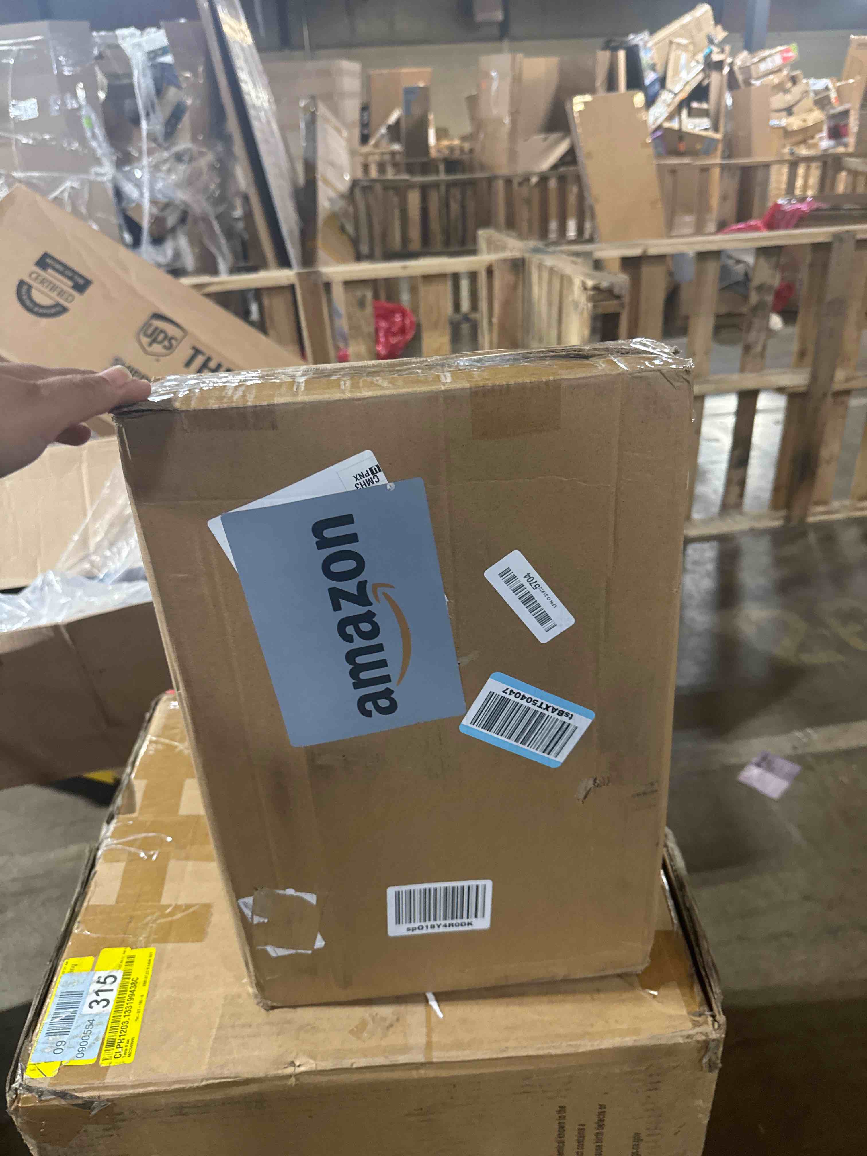 https://s3.amazonaws.com/lotting-images-prod/phillipi/TEA3365694_1760446387707.jpeg