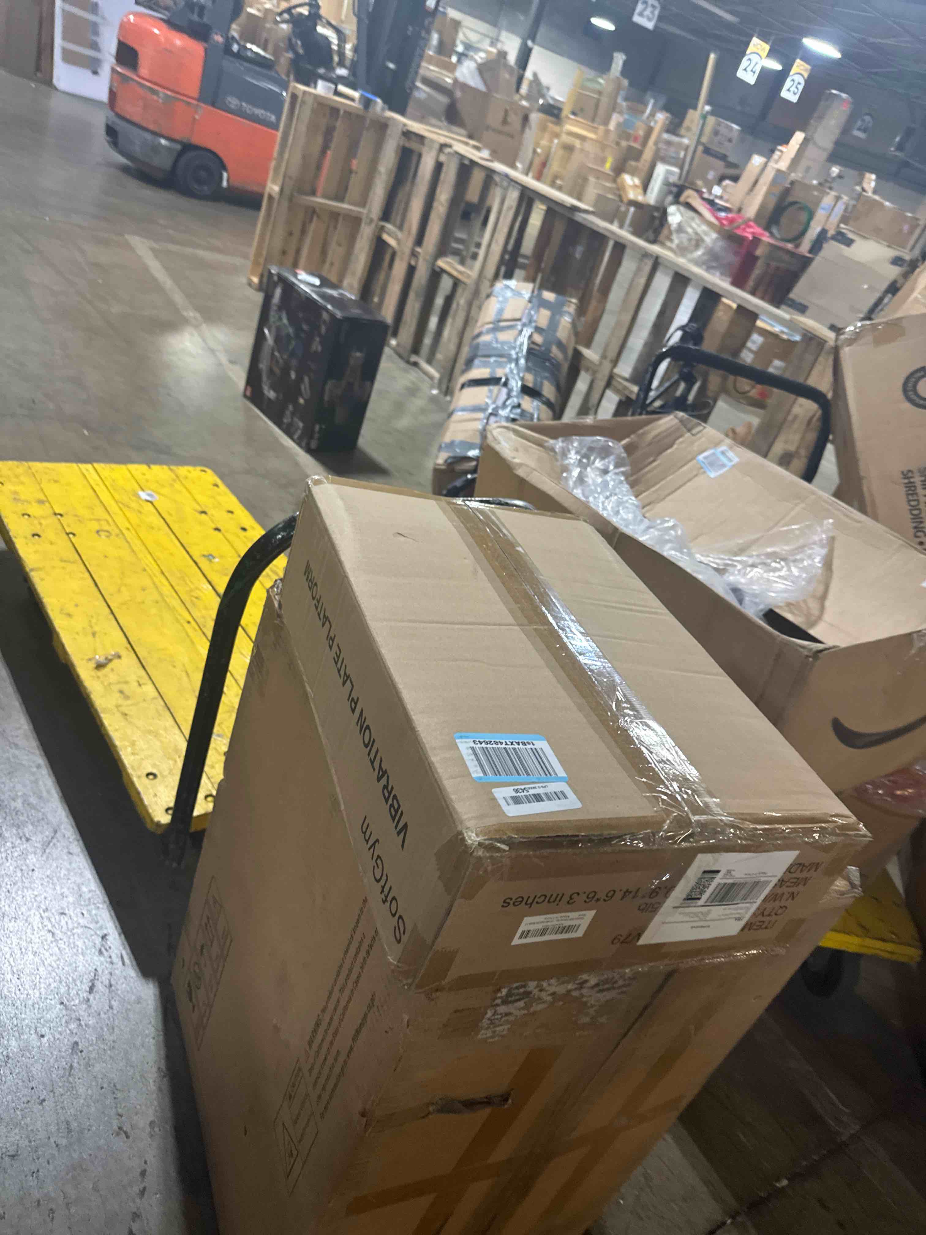 https://s3.amazonaws.com/lotting-images-prod/phillipi/TEA3365700_1760447116610.jpeg