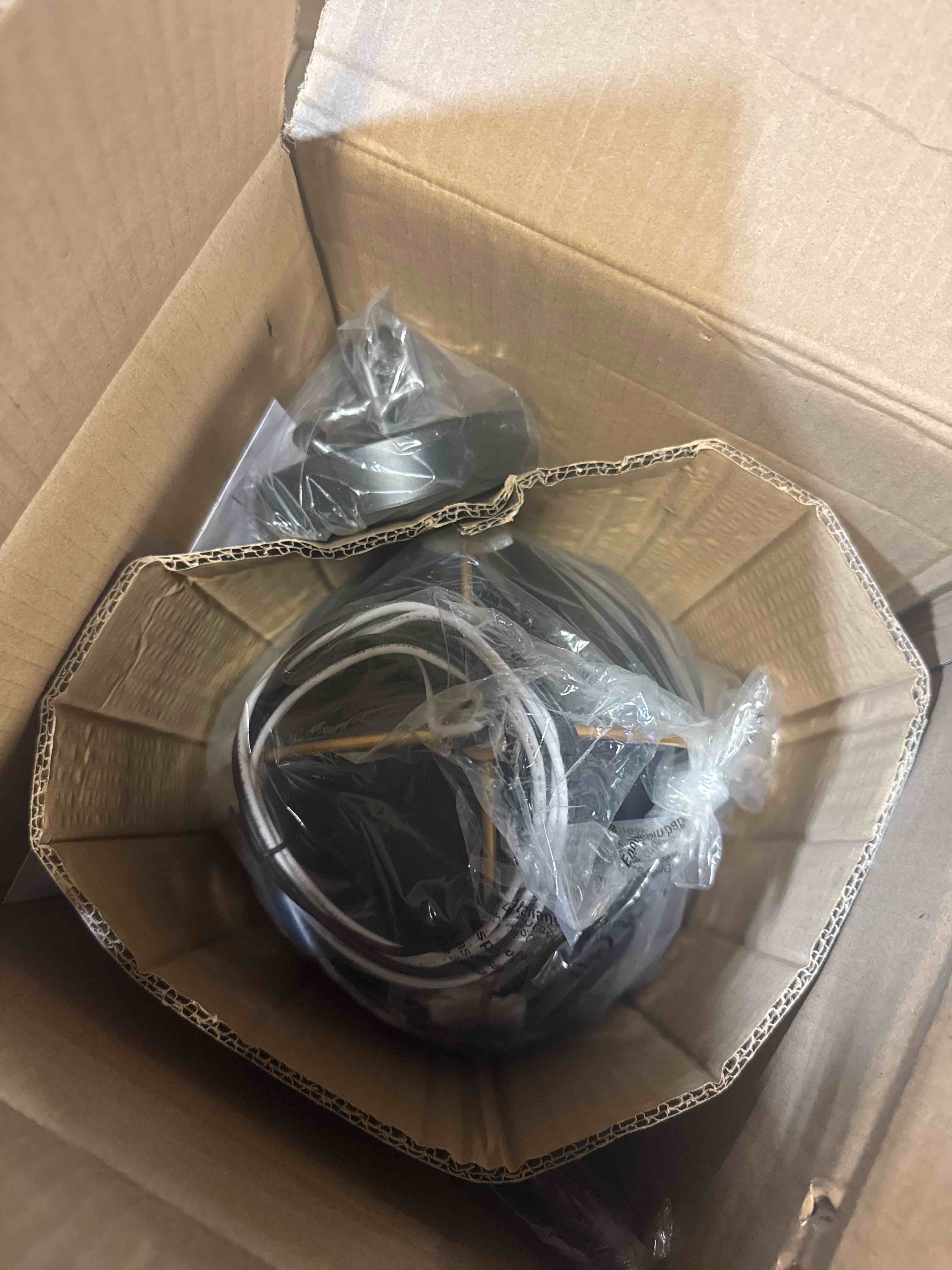 https://s3.amazonaws.com/lotting-images-prod/phillipi/TEA3365750_1760531255601.jpeg
