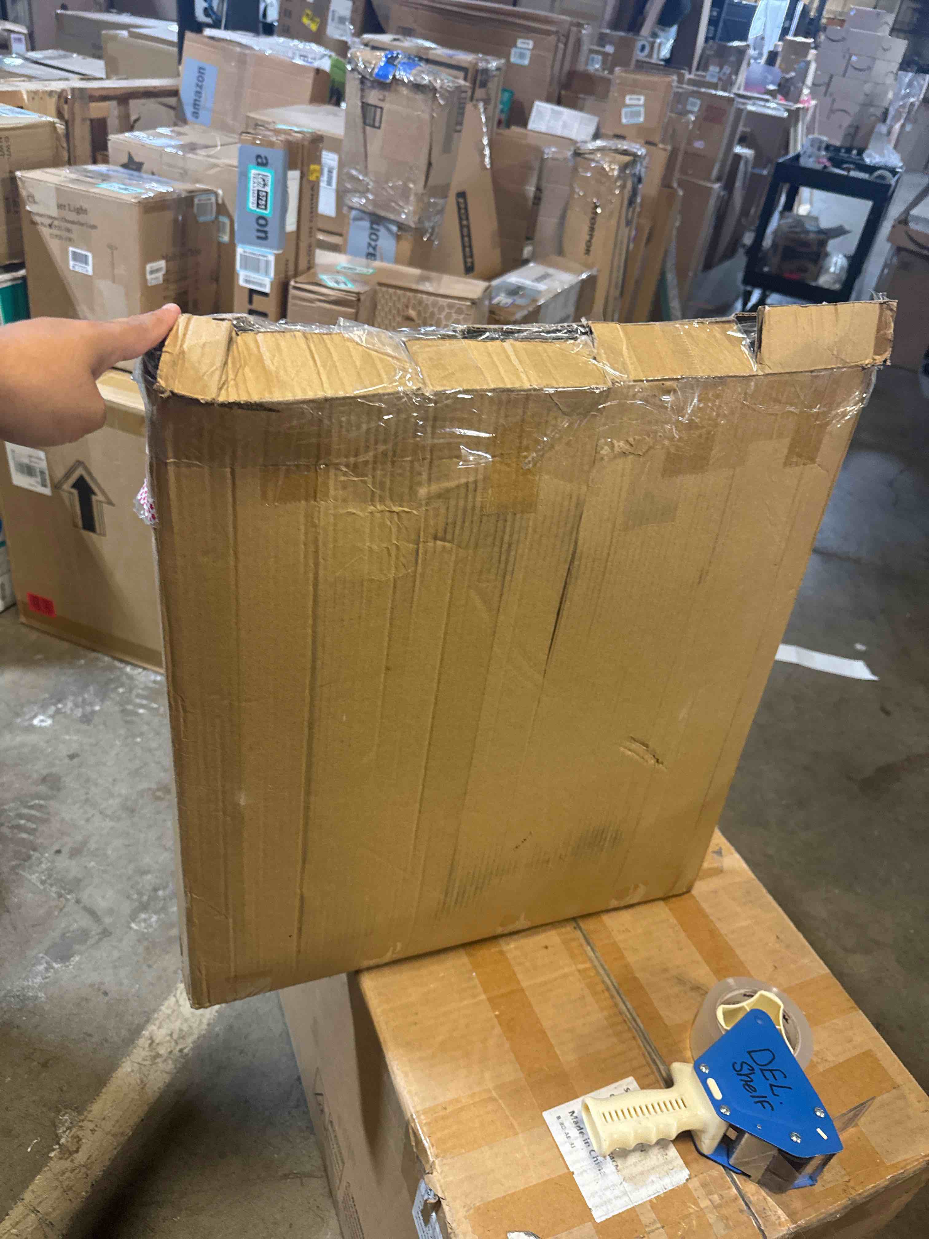 https://s3.amazonaws.com/lotting-images-prod/phillipi/TEA3365754_1760531969242.jpeg