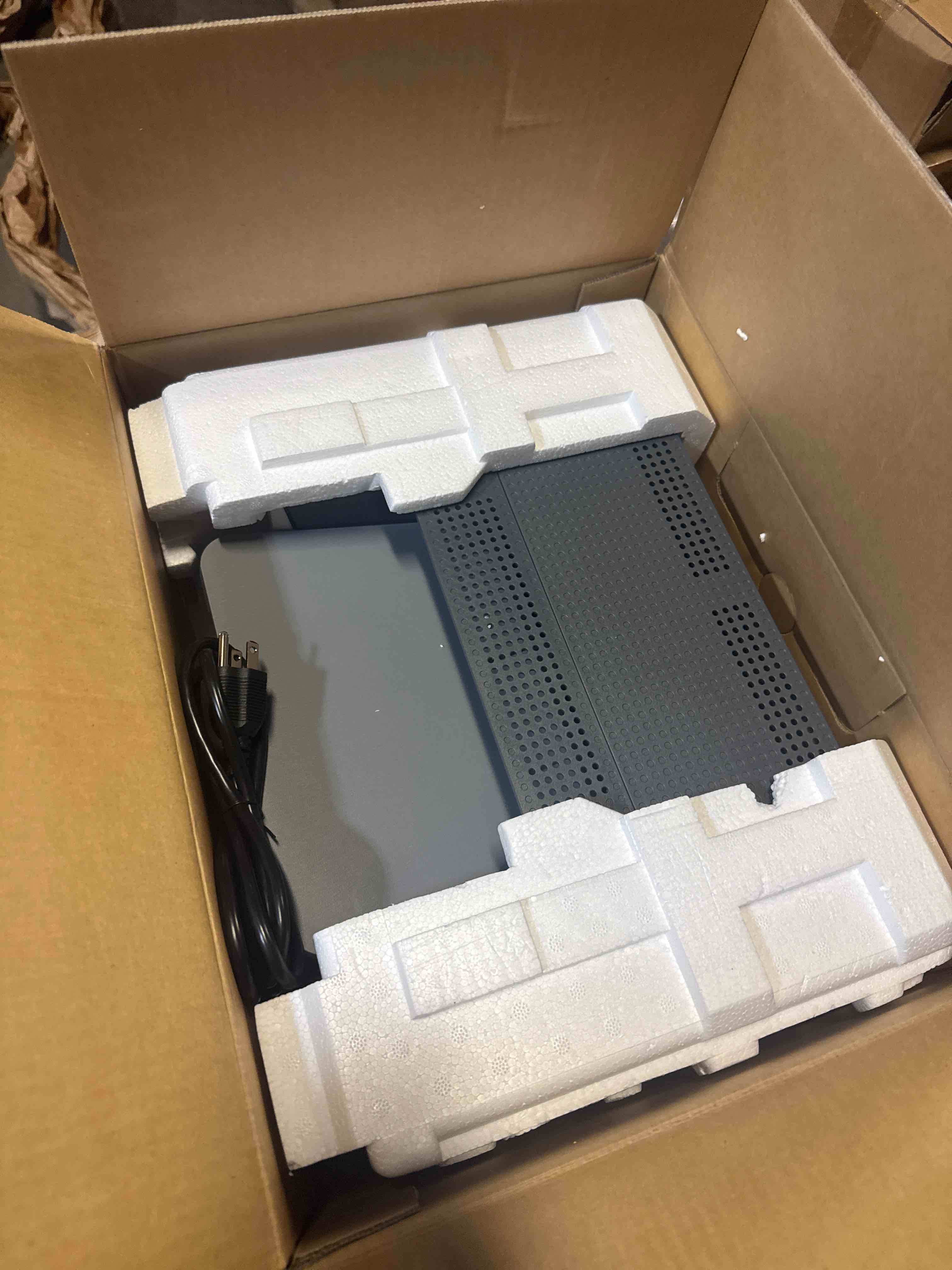 https://s3.amazonaws.com/lotting-images-prod/phillipi/TEA3365781_1760534526765.jpeg