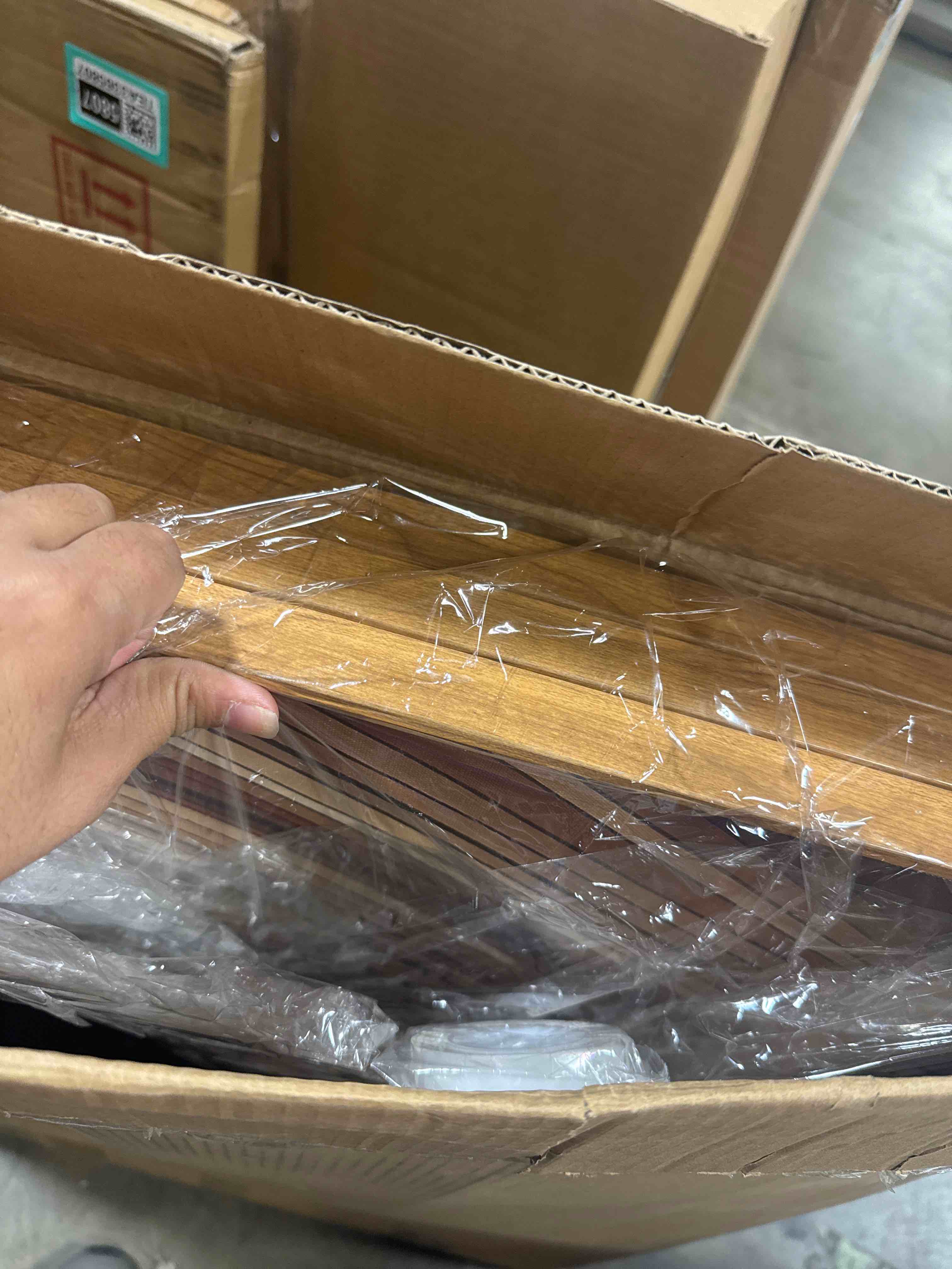 https://s3.amazonaws.com/lotting-images-prod/phillipi/TEA3365808_1760626639211.jpeg