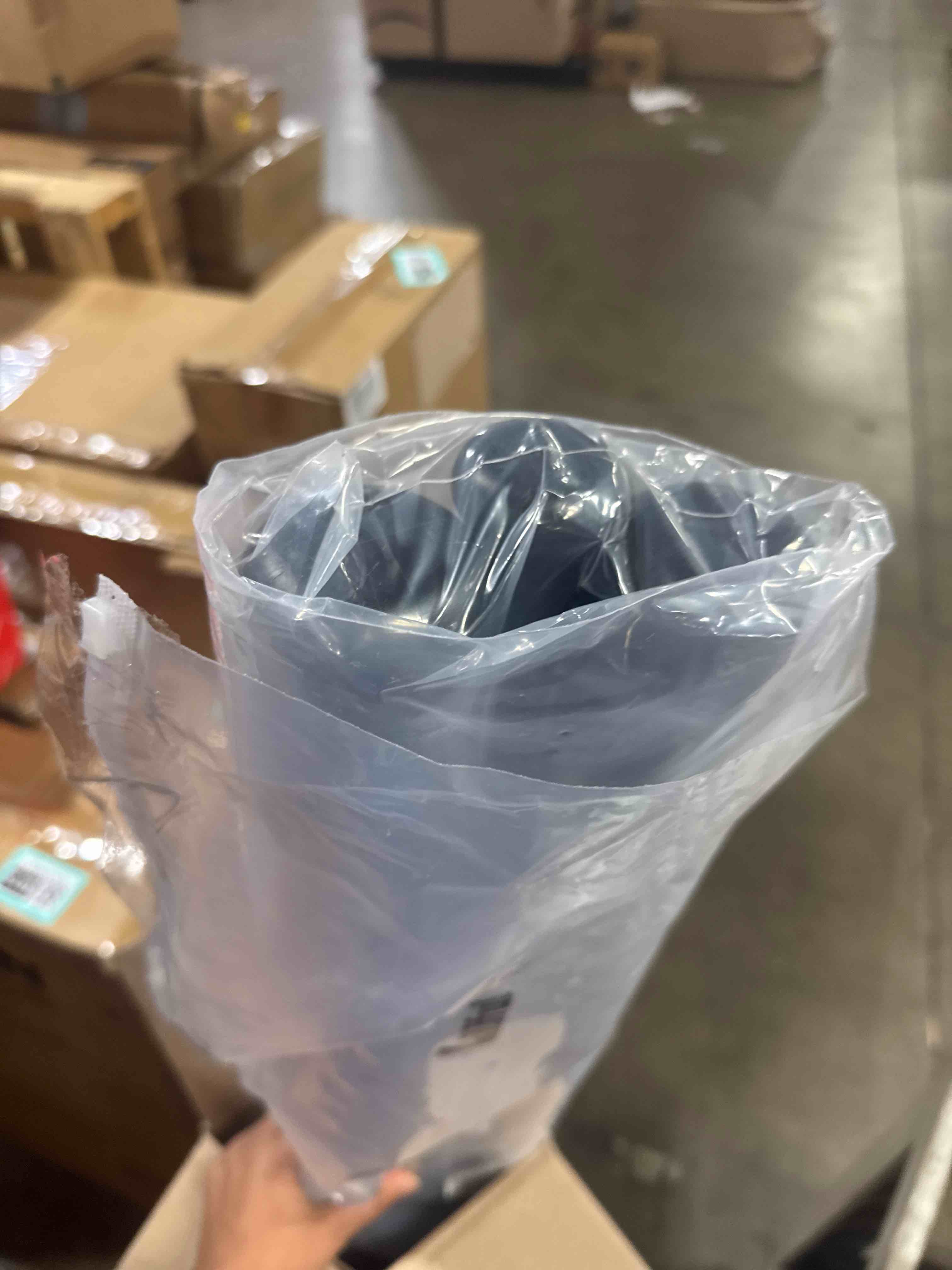 https://s3.amazonaws.com/lotting-images-prod/phillipi/TEA3365818_1760628043270.jpeg