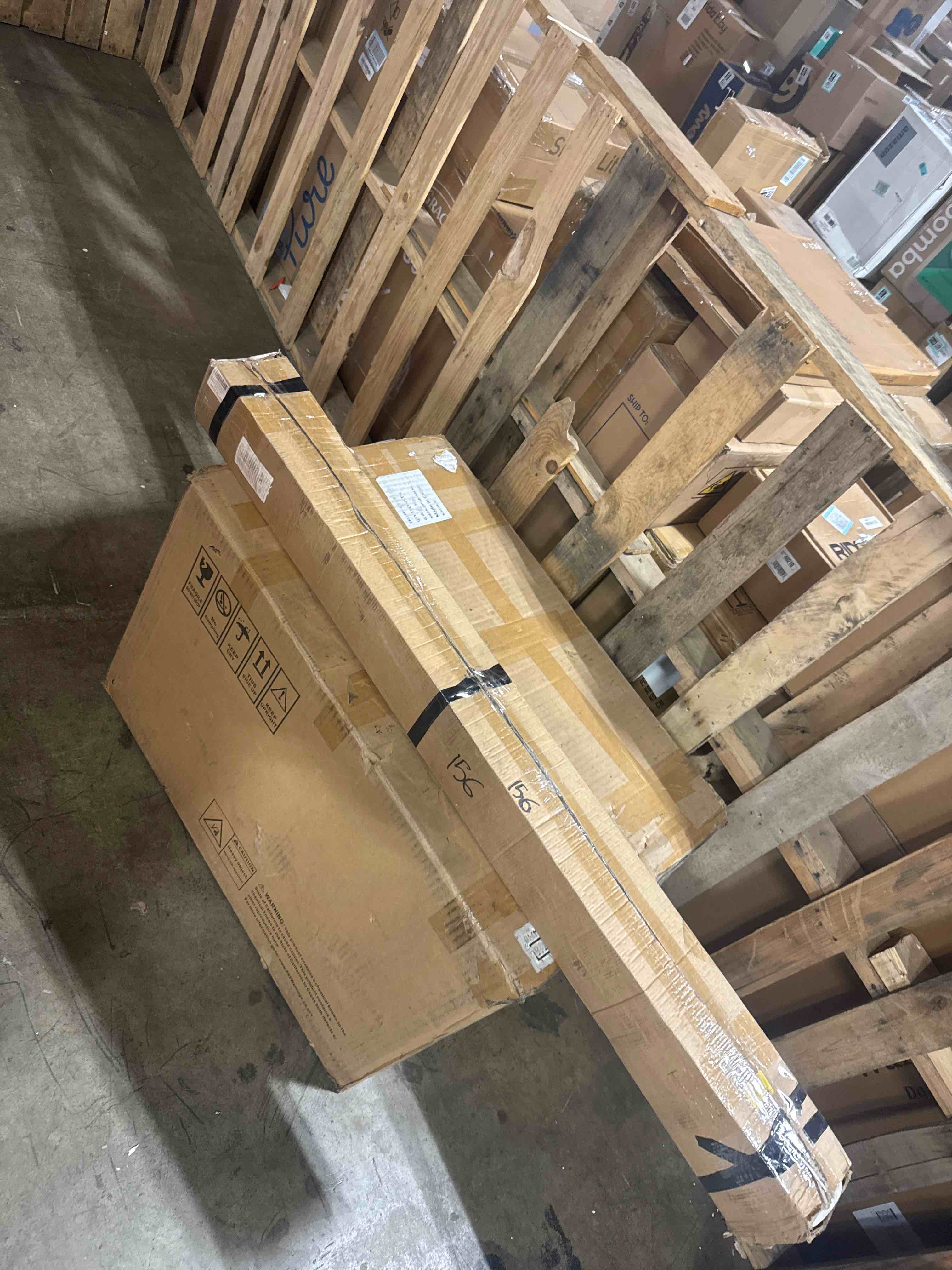 https://s3.amazonaws.com/lotting-images-prod/phillipi/TEA3365821_1760628455390.jpeg