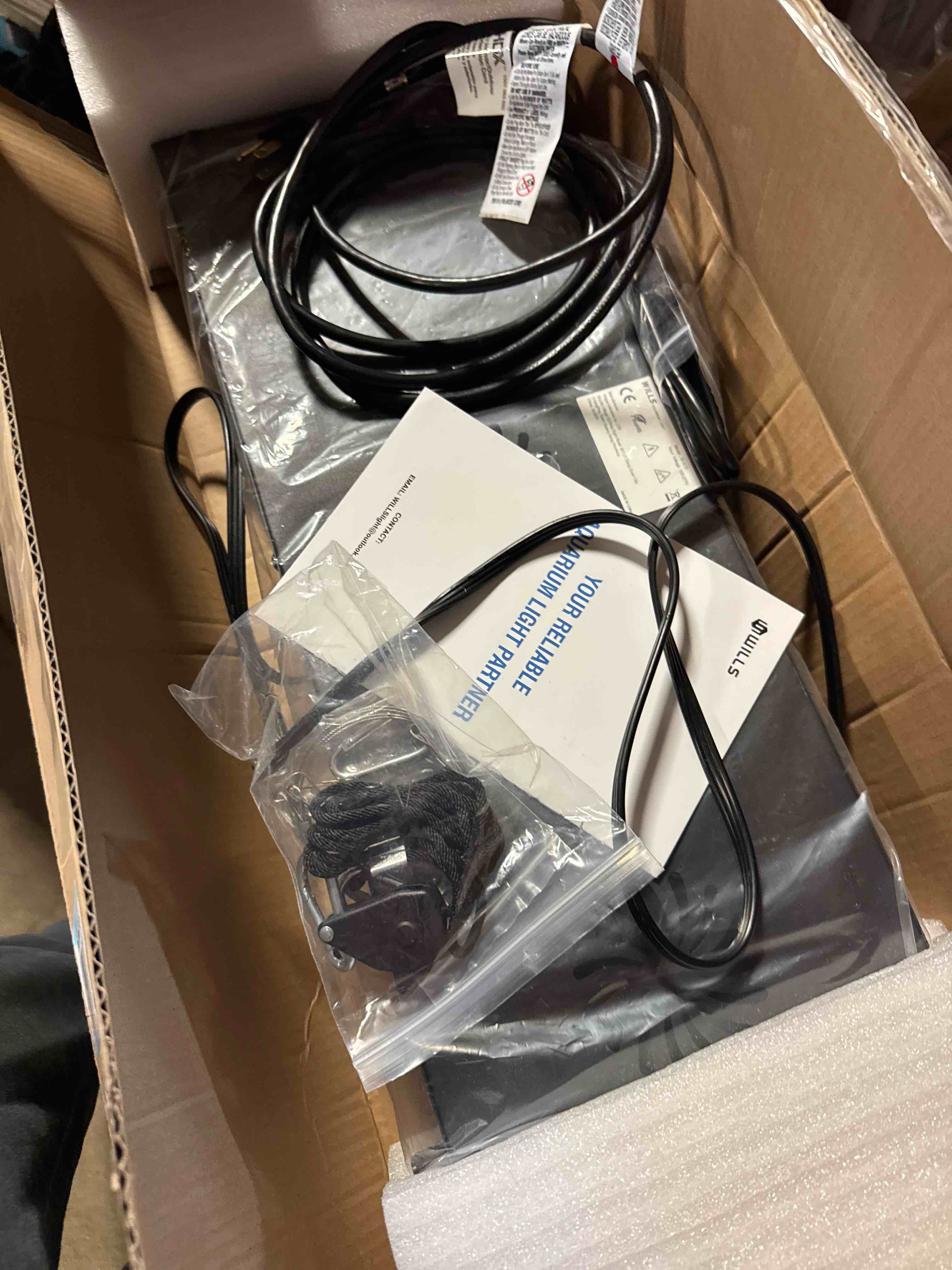 https://s3.amazonaws.com/lotting-images-prod/phillipi/TEA3365915_1760728182473.jpeg