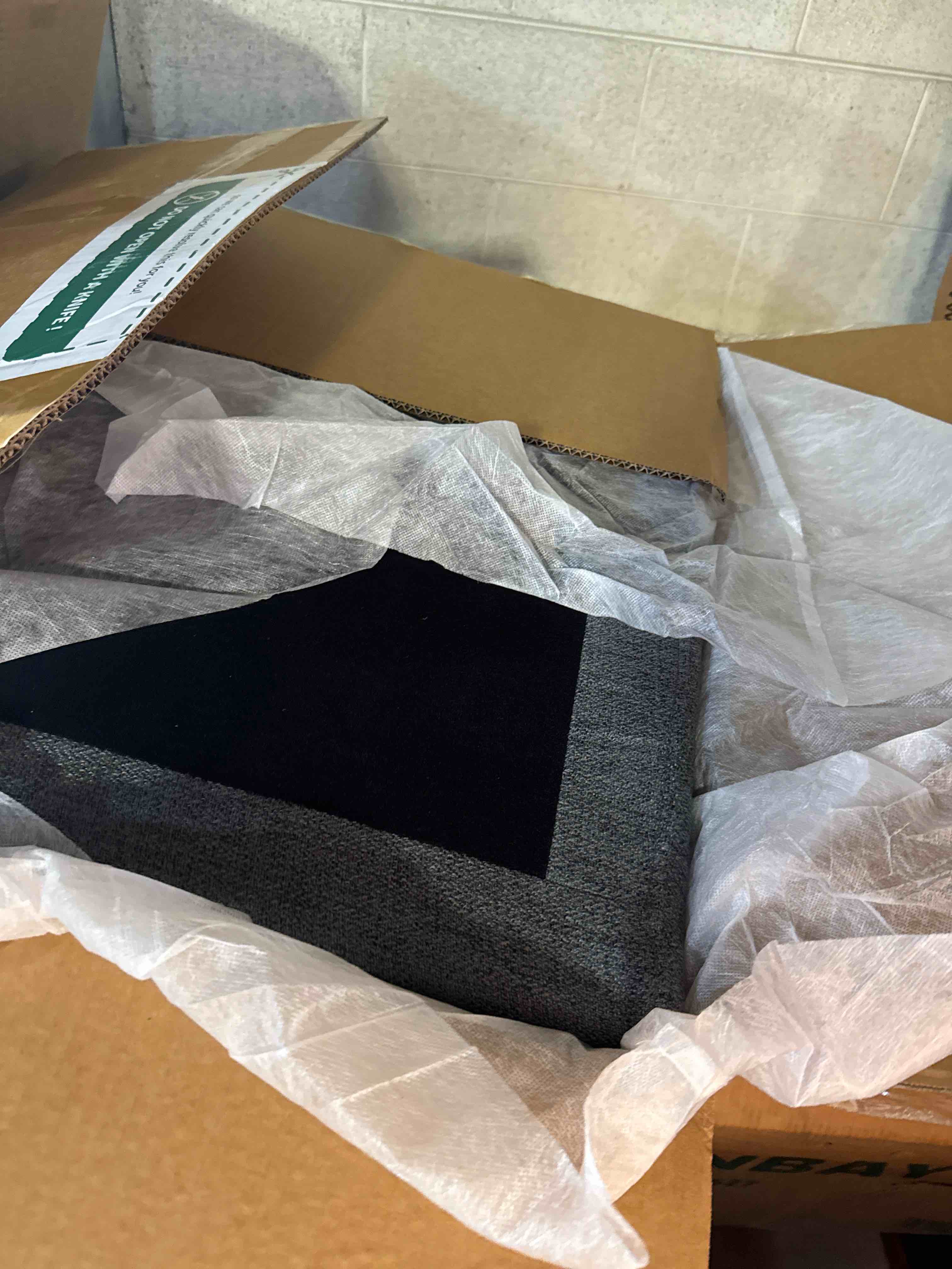 https://s3.amazonaws.com/lotting-images-prod/phillipi/TEA3365924_1760792326792.jpeg