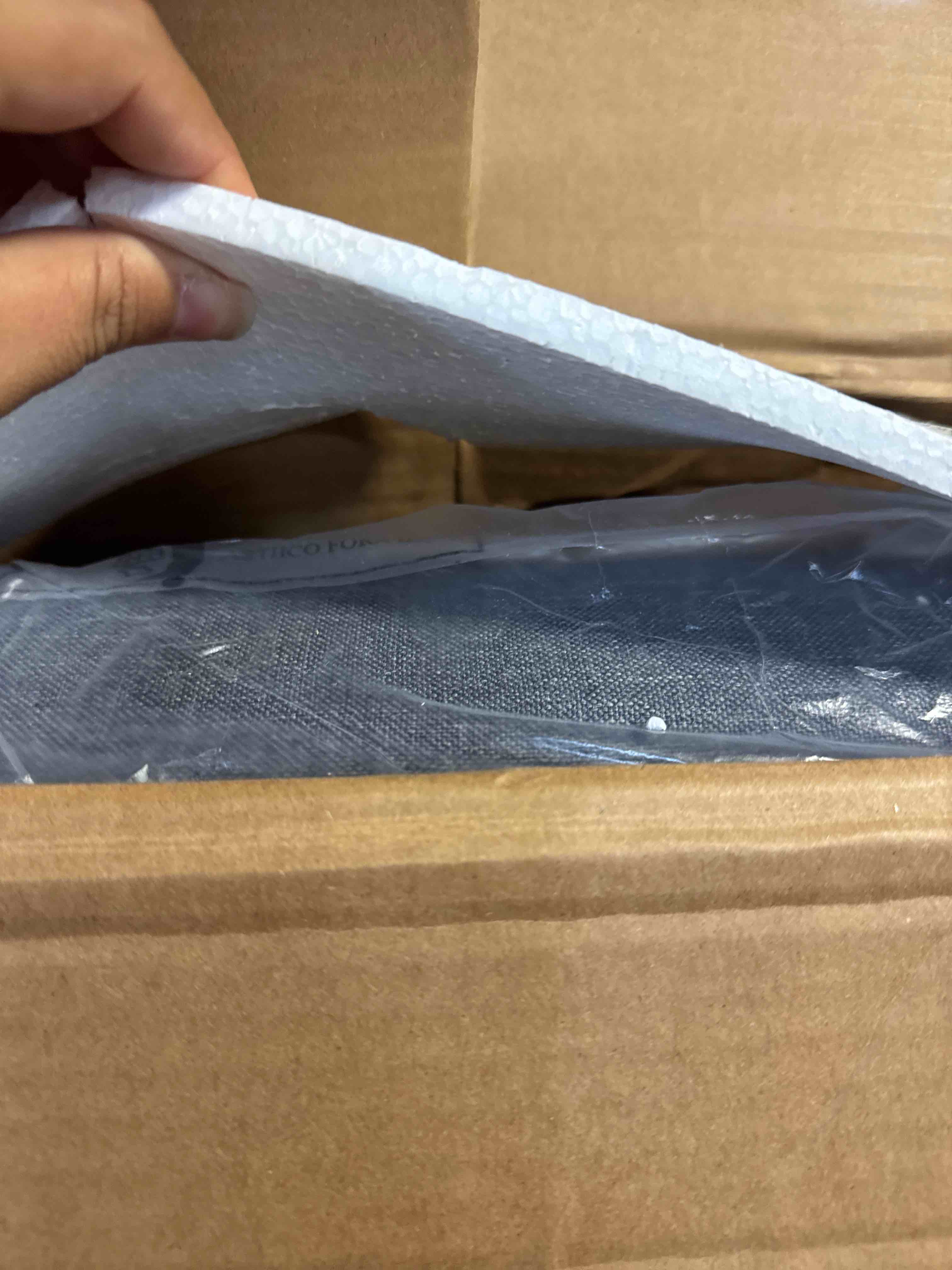 https://s3.amazonaws.com/lotting-images-prod/phillipi/TEA3365939_1760797125275.jpeg
