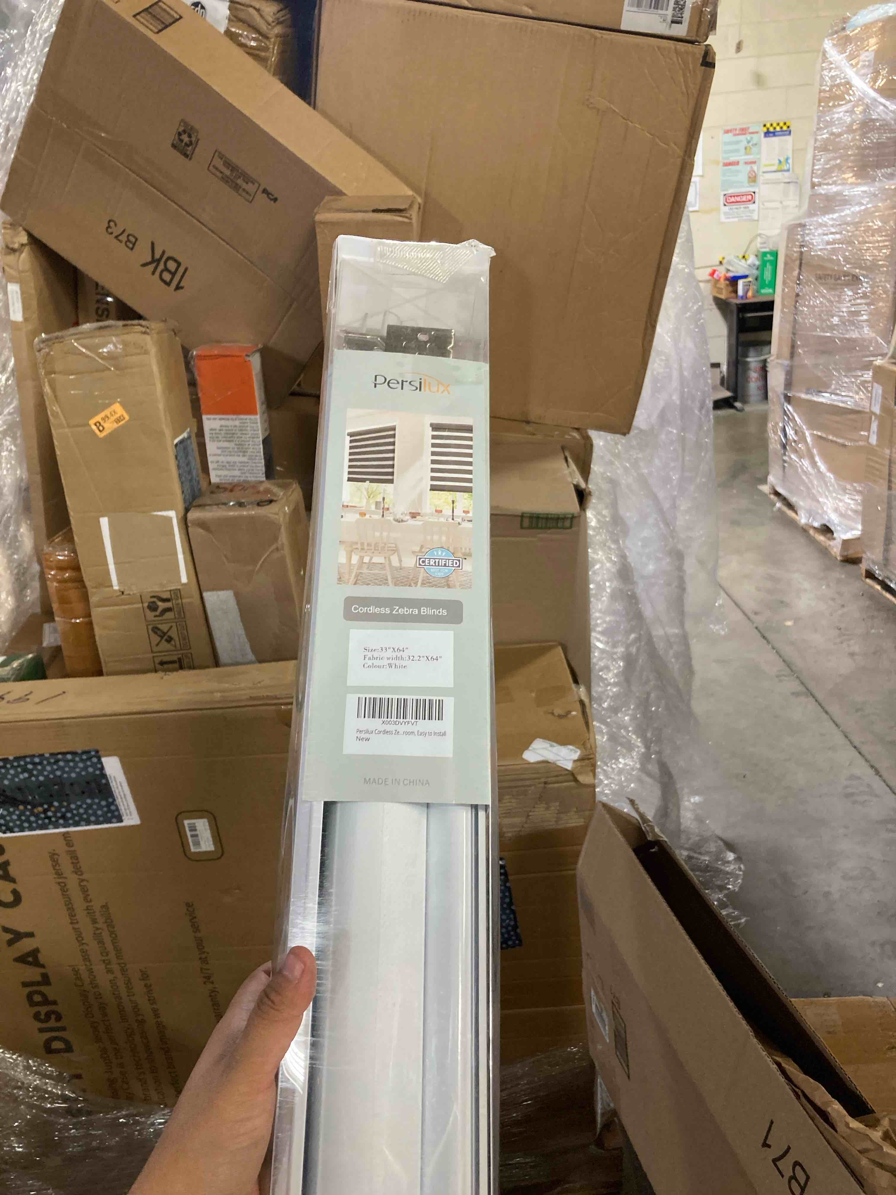 https://s3.amazonaws.com/lotting-images-prod/phillipi/TEA3365967_1760982179190.jpeg