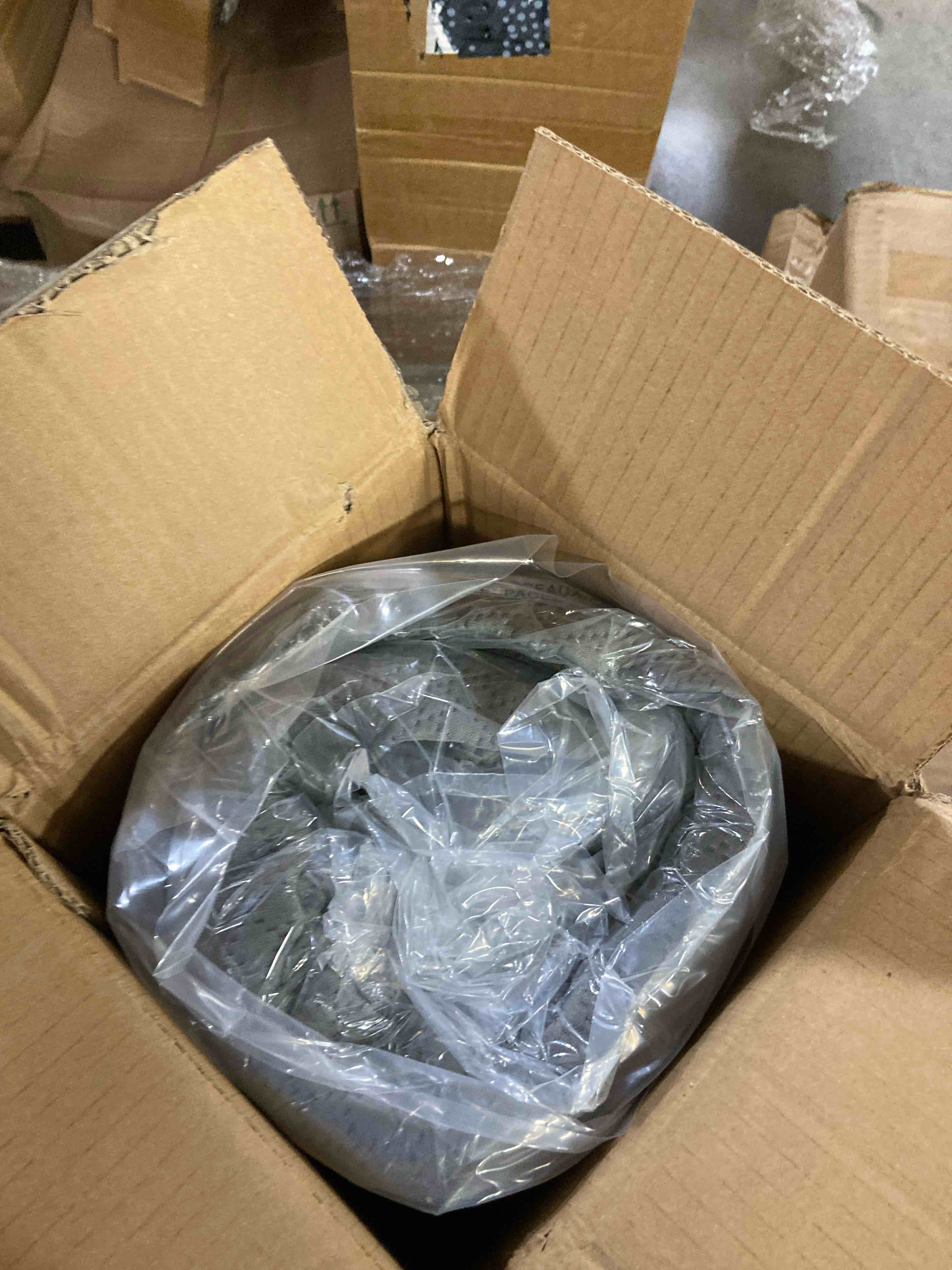 https://s3.amazonaws.com/lotting-images-prod/phillipi/TEA3365974_1760983813190.jpeg