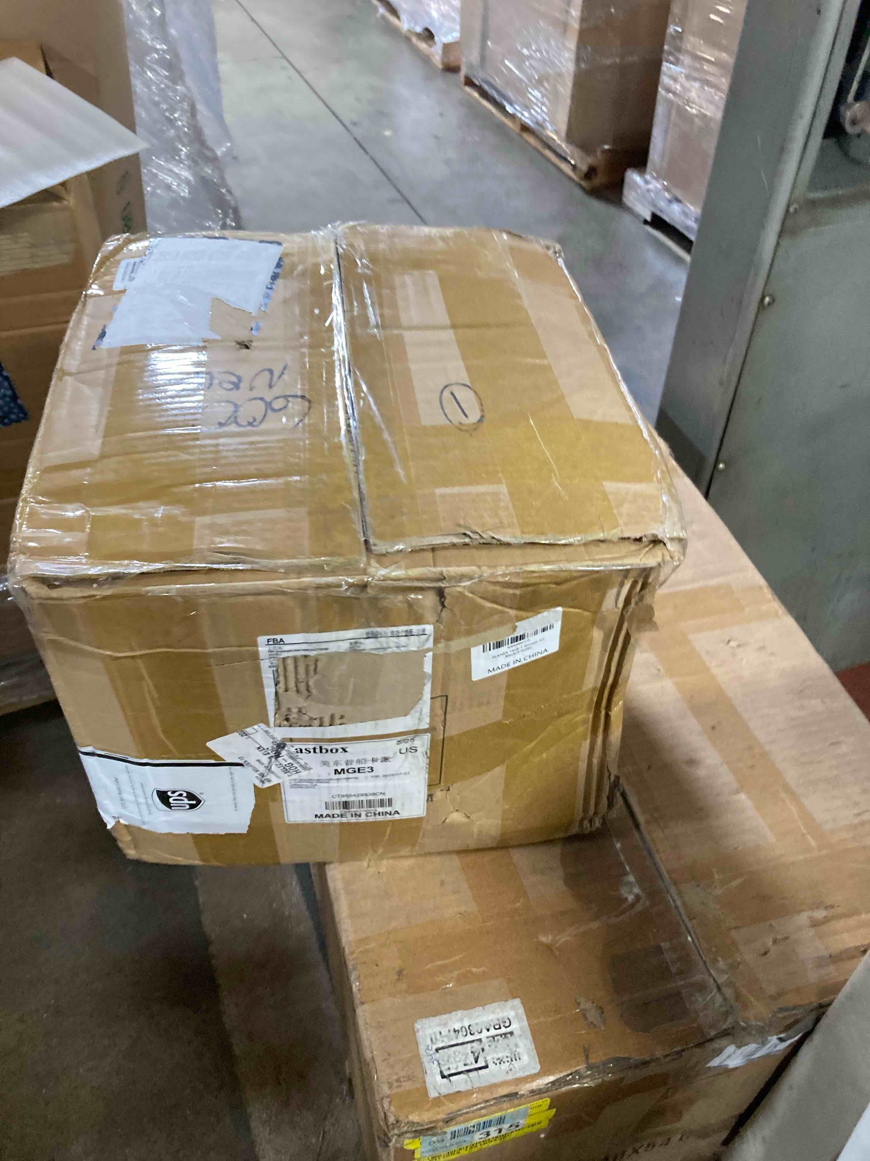 https://s3.amazonaws.com/lotting-images-prod/phillipi/TEA3365977_1760984349261.jpeg