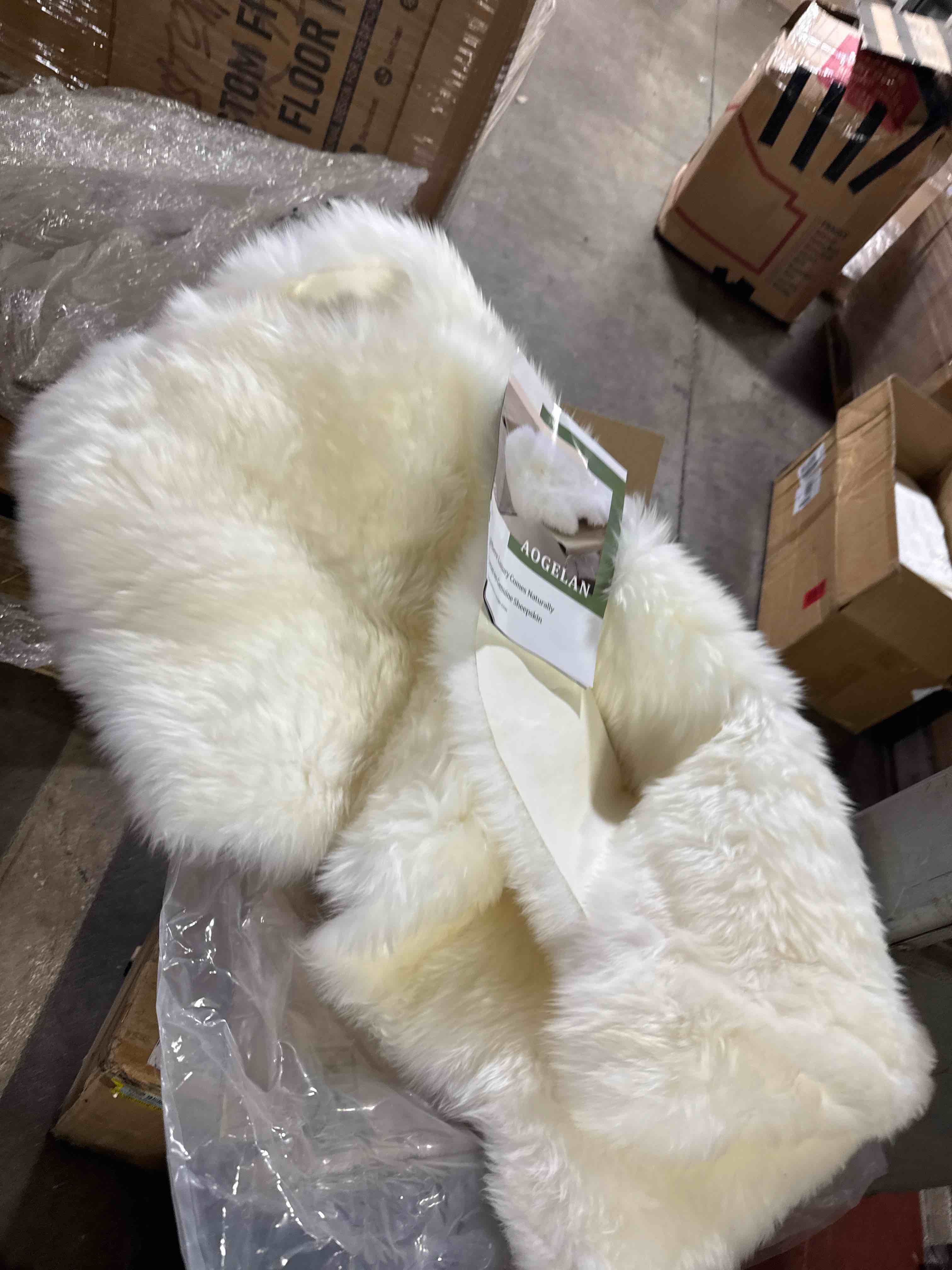 https://s3.amazonaws.com/lotting-images-prod/phillipi/TEA3365993_1760987355954.jpeg