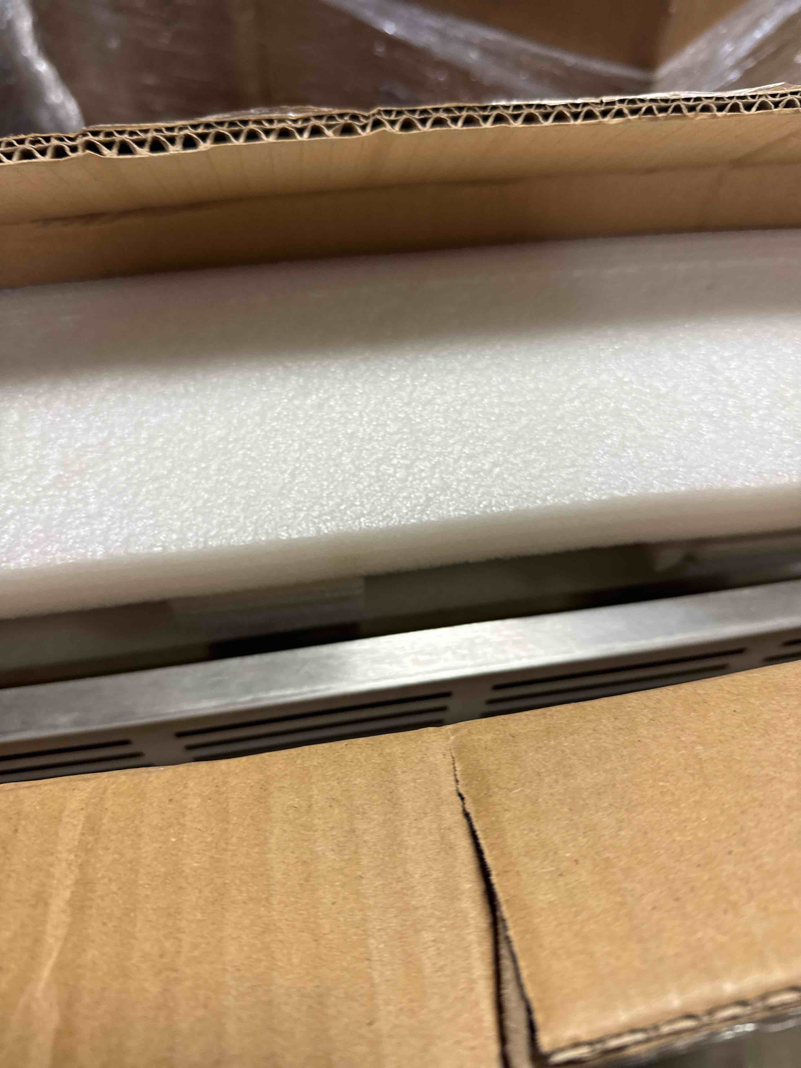 https://s3.amazonaws.com/lotting-images-prod/phillipi/TEA3366035_1761138766996.jpeg