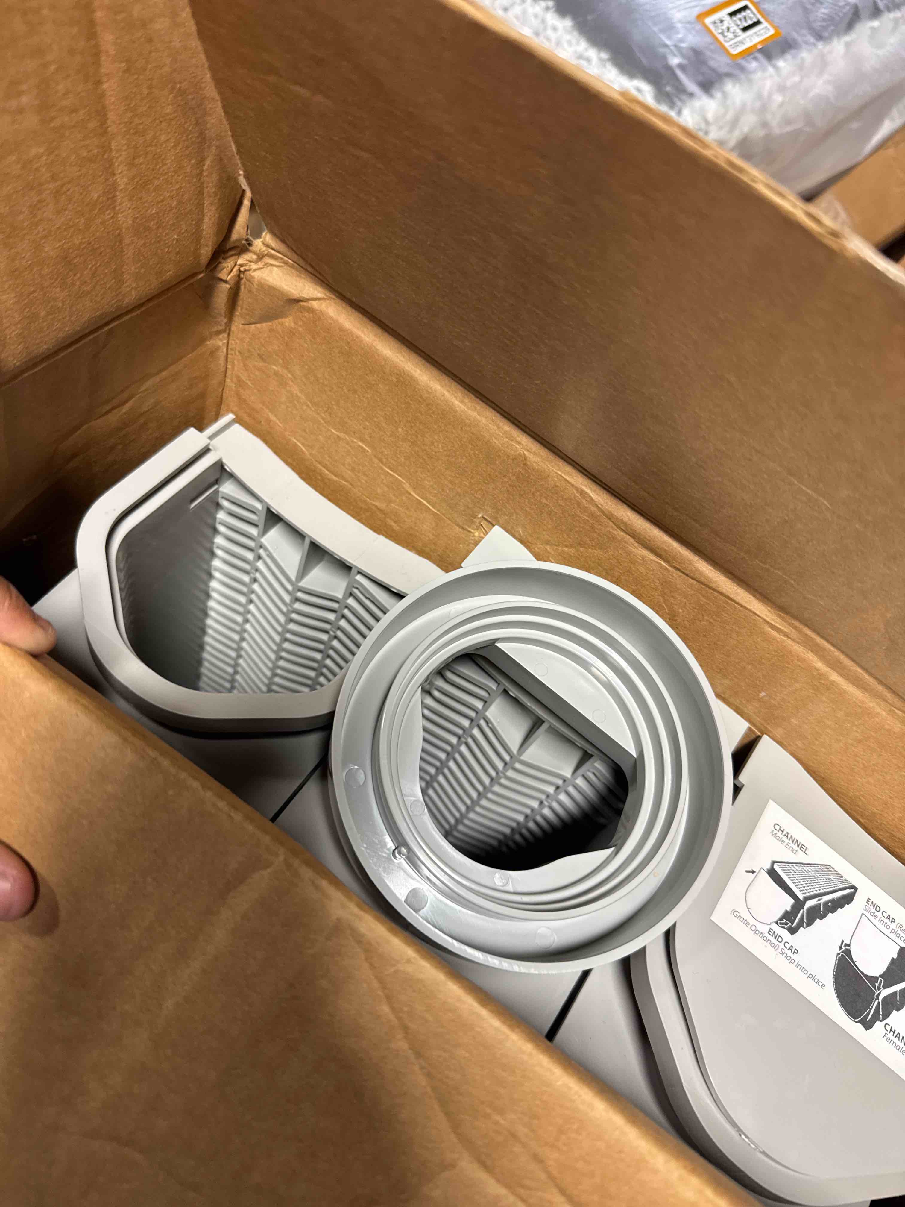 https://s3.amazonaws.com/lotting-images-prod/phillipi/TEA3366038_1761139252890.jpeg