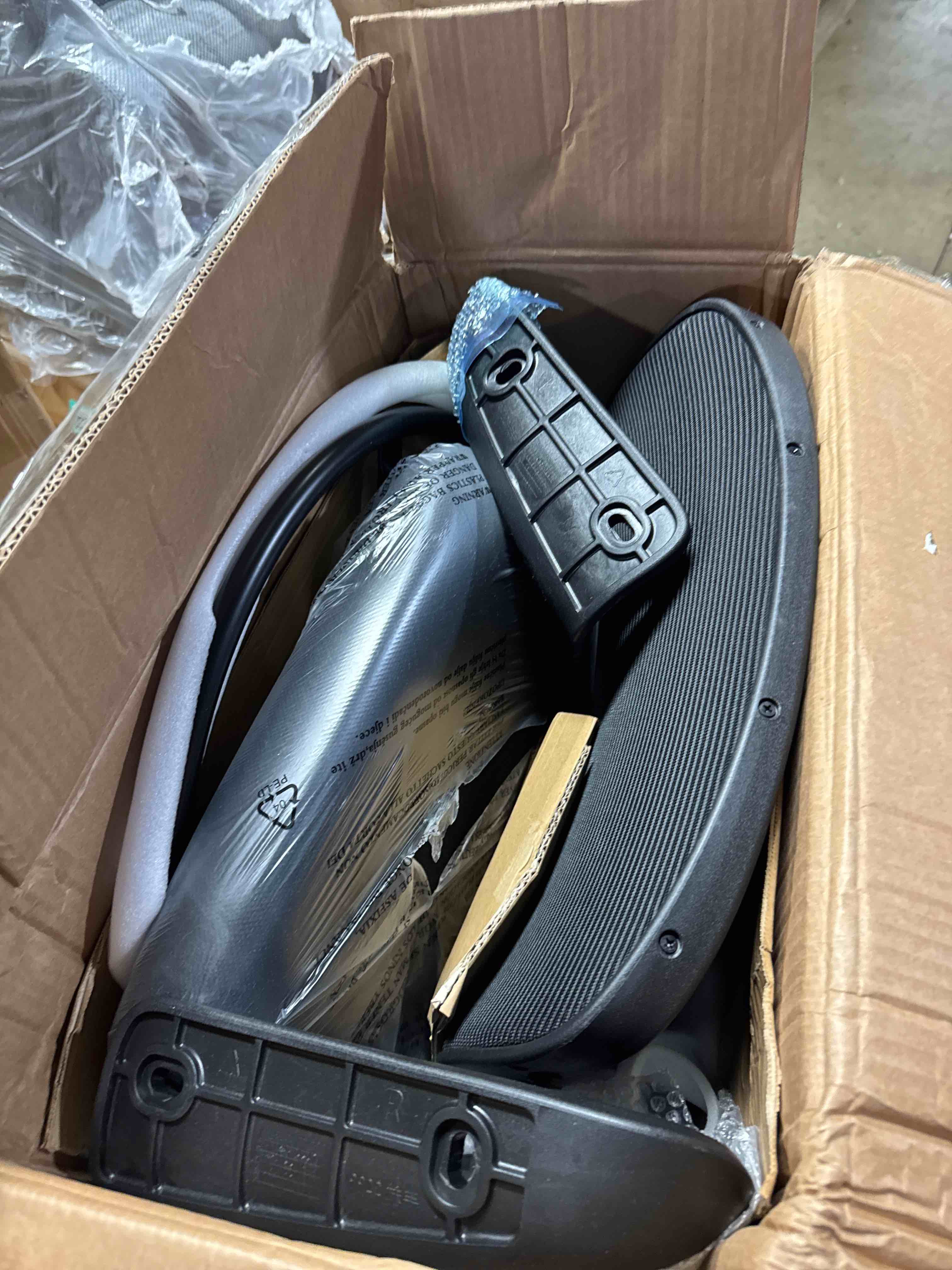 https://s3.amazonaws.com/lotting-images-prod/phillipi/TEA3366076_1761147639667.jpeg