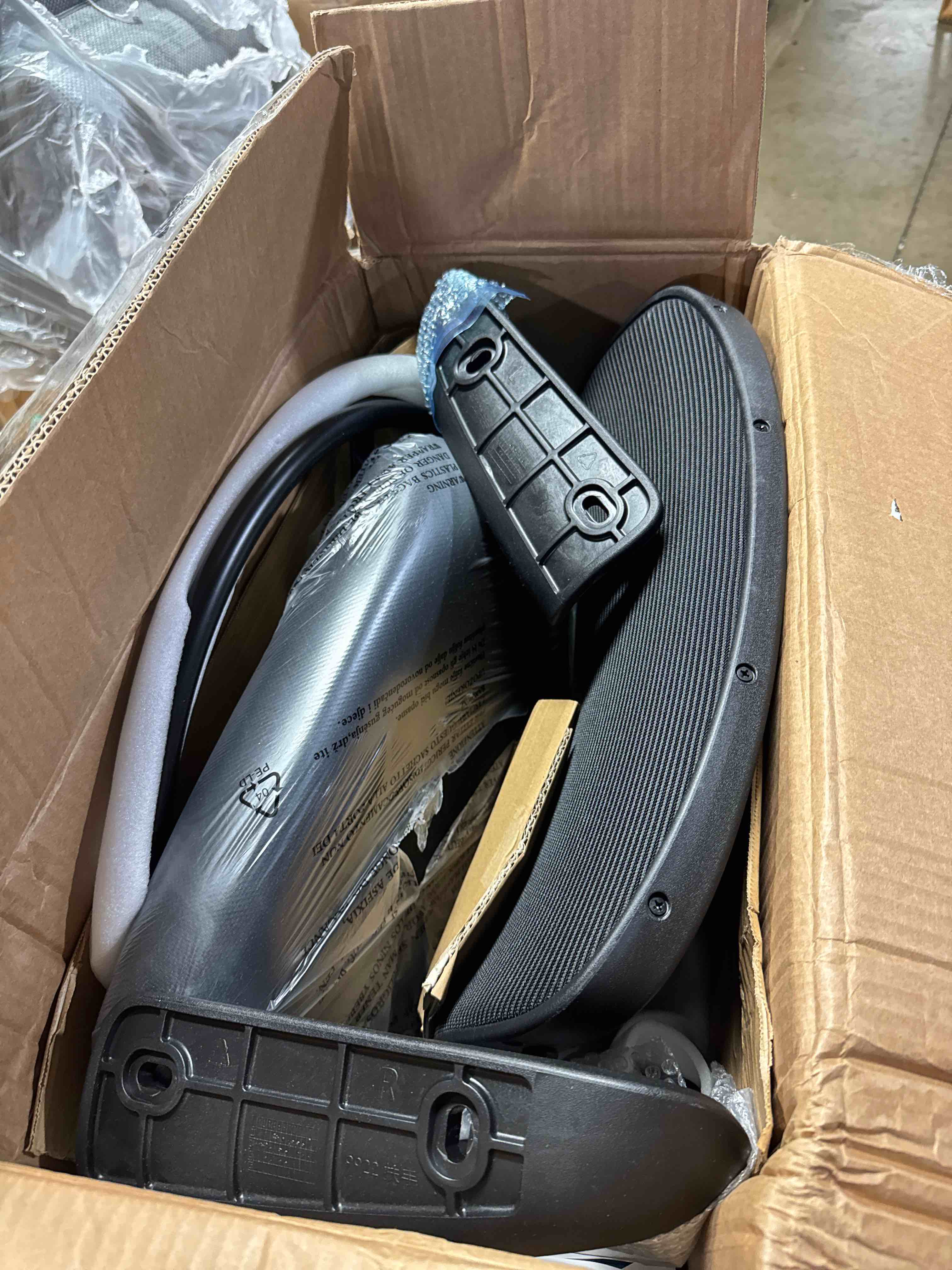 https://s3.amazonaws.com/lotting-images-prod/phillipi/TEA3366076_1761147640739.jpeg
