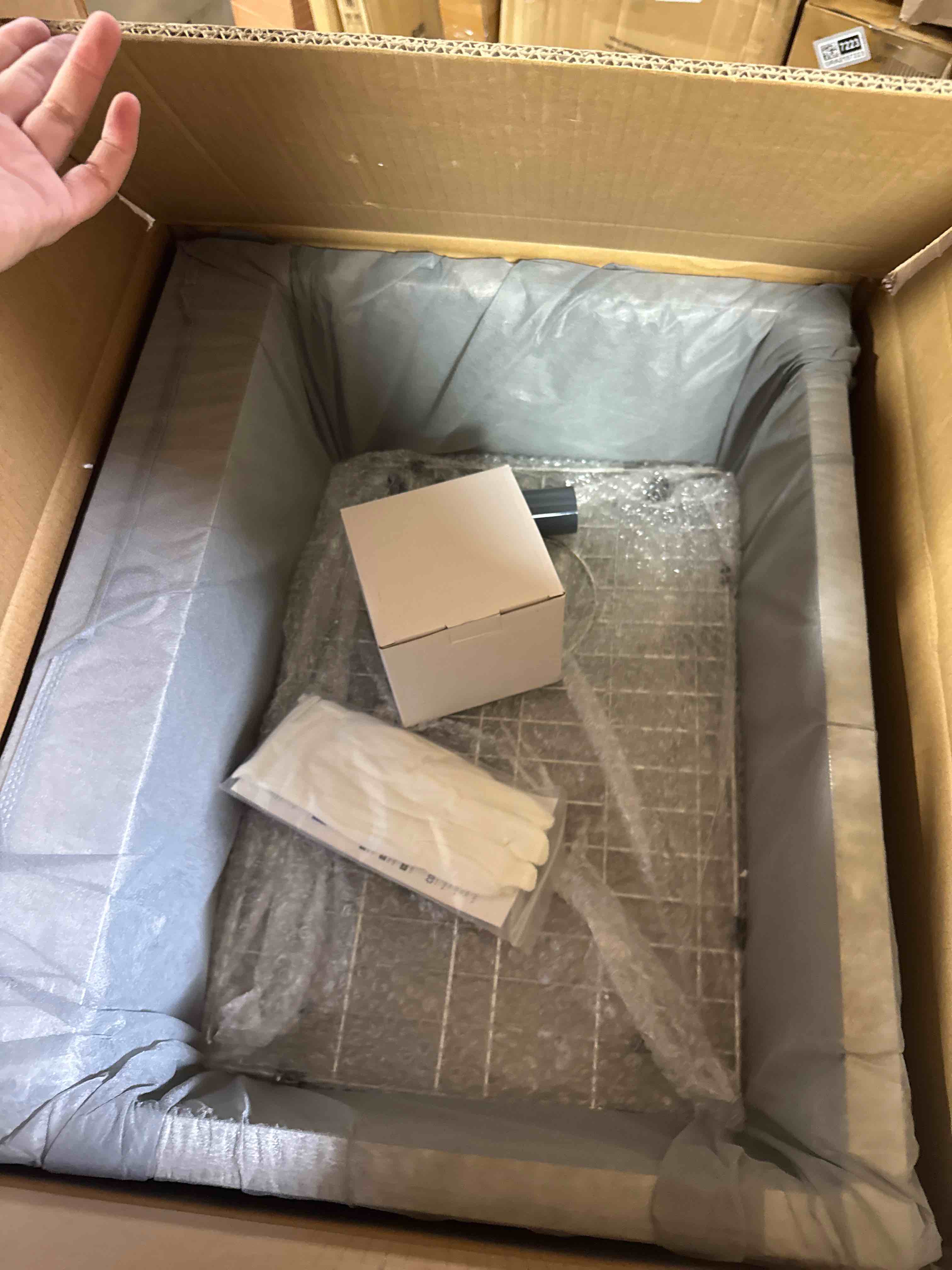 https://s3.amazonaws.com/lotting-images-prod/phillipi/TEA3366082_1761159779461.jpeg