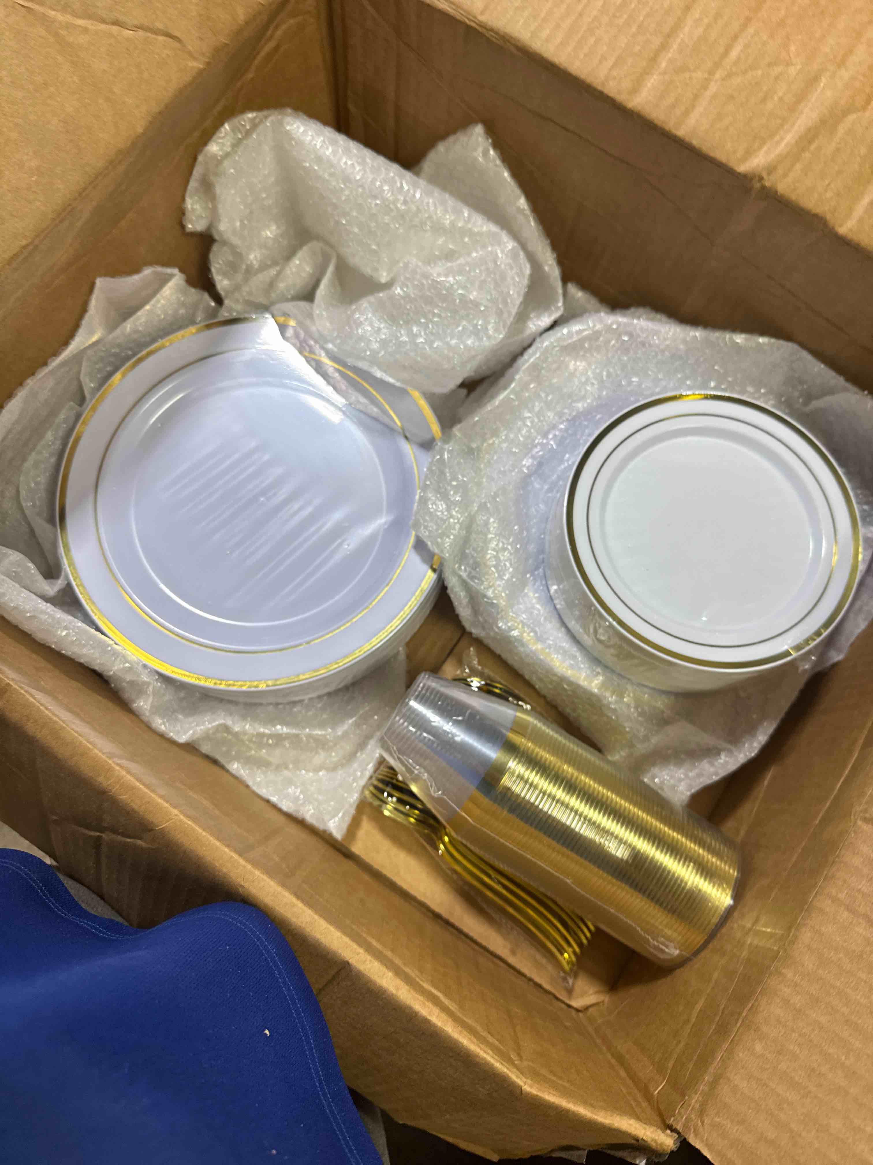 https://s3.amazonaws.com/lotting-images-prod/phillipi/TEA3366091_1761161617438.jpeg