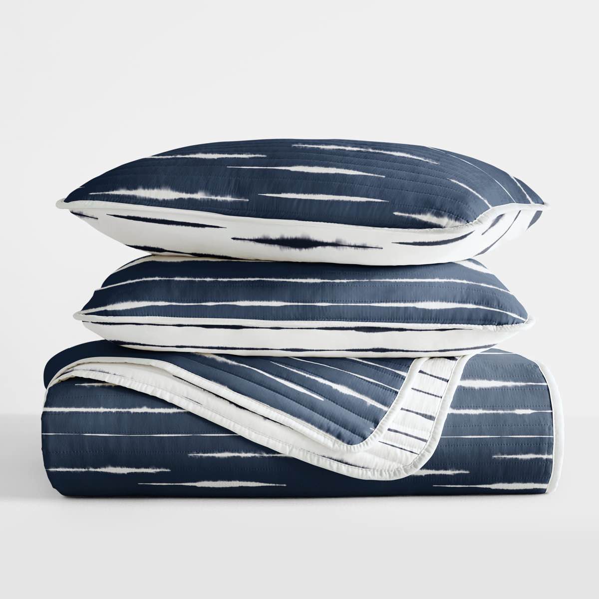 Becky Cameron Lightweight Coastal Reversible Quilt Set