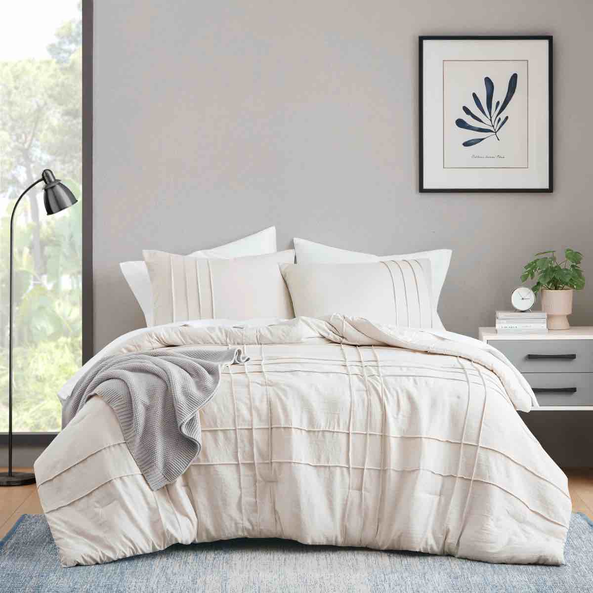 Harris Soft Washed Pinch Pleated Comforter Set