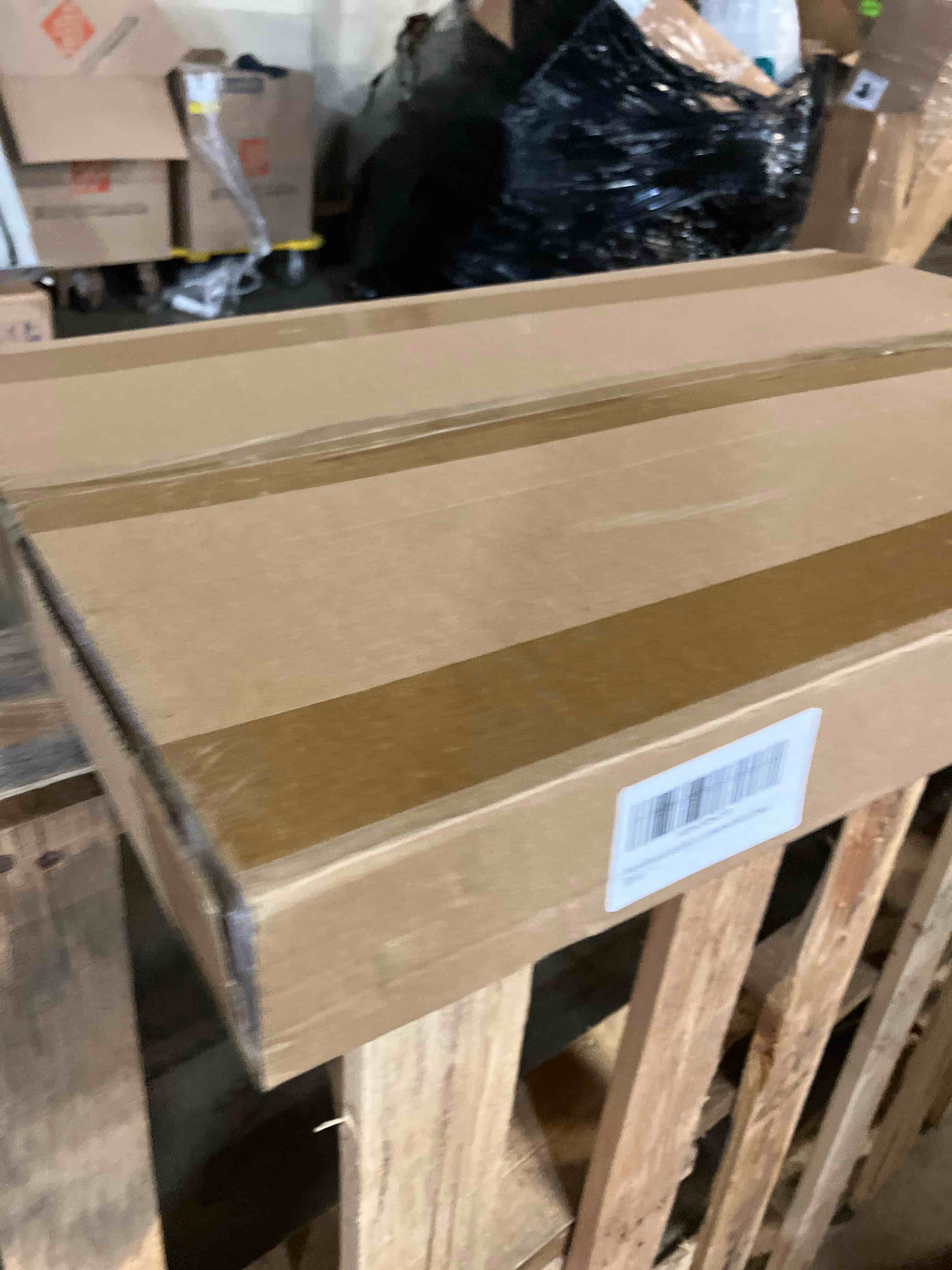 https://s3.amazonaws.com/lotting-images-prod/phillipi/TEA3367115_1751981176003.jpeg