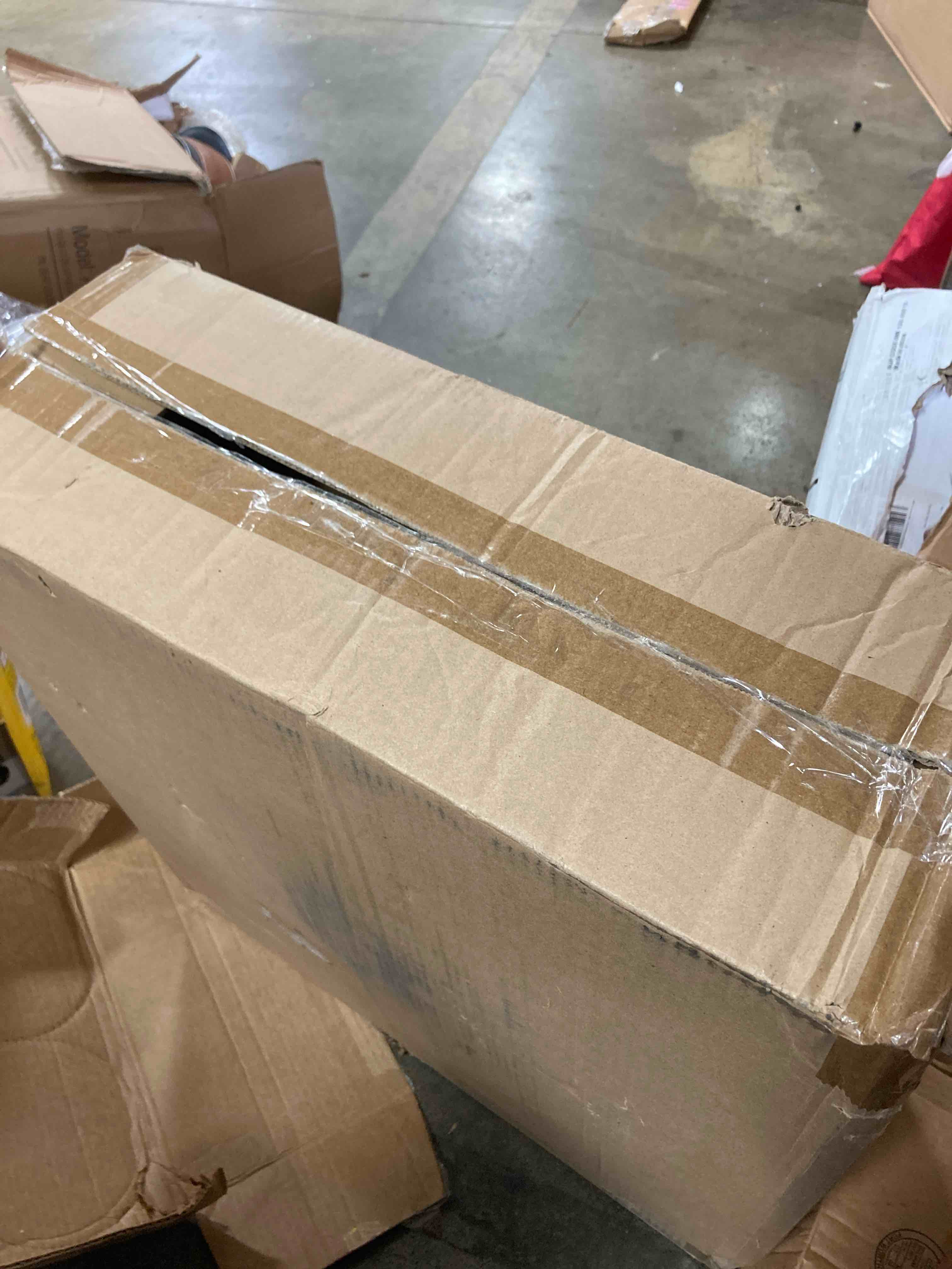 https://s3.amazonaws.com/lotting-images-prod/phillipi/TEA3367136_1751983978036.jpeg