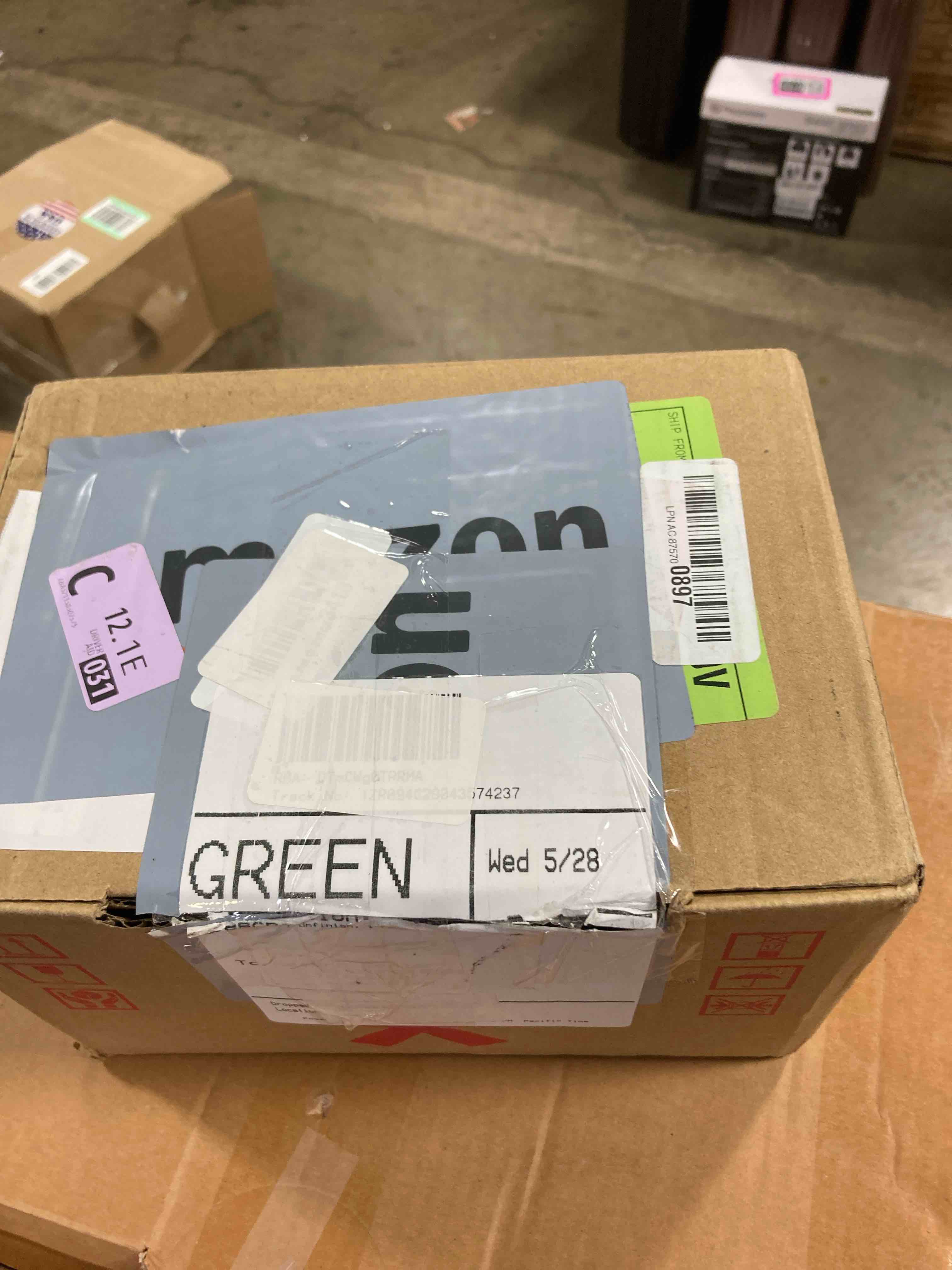 https://s3.amazonaws.com/lotting-images-prod/phillipi/TEA3367140_1751985360598.jpeg
