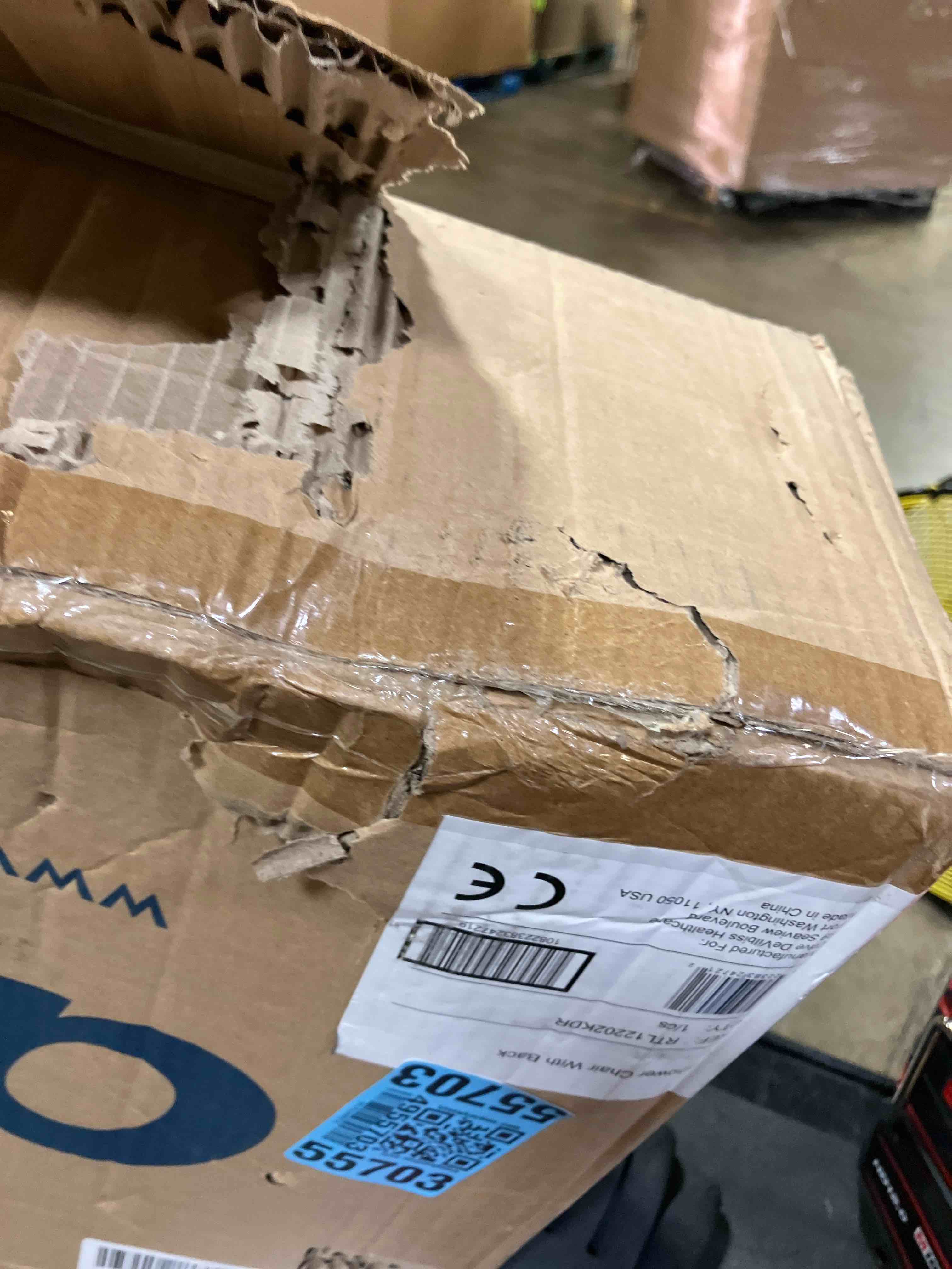 https://s3.amazonaws.com/lotting-images-prod/phillipi/TEA3367215_1752153507573.jpeg
