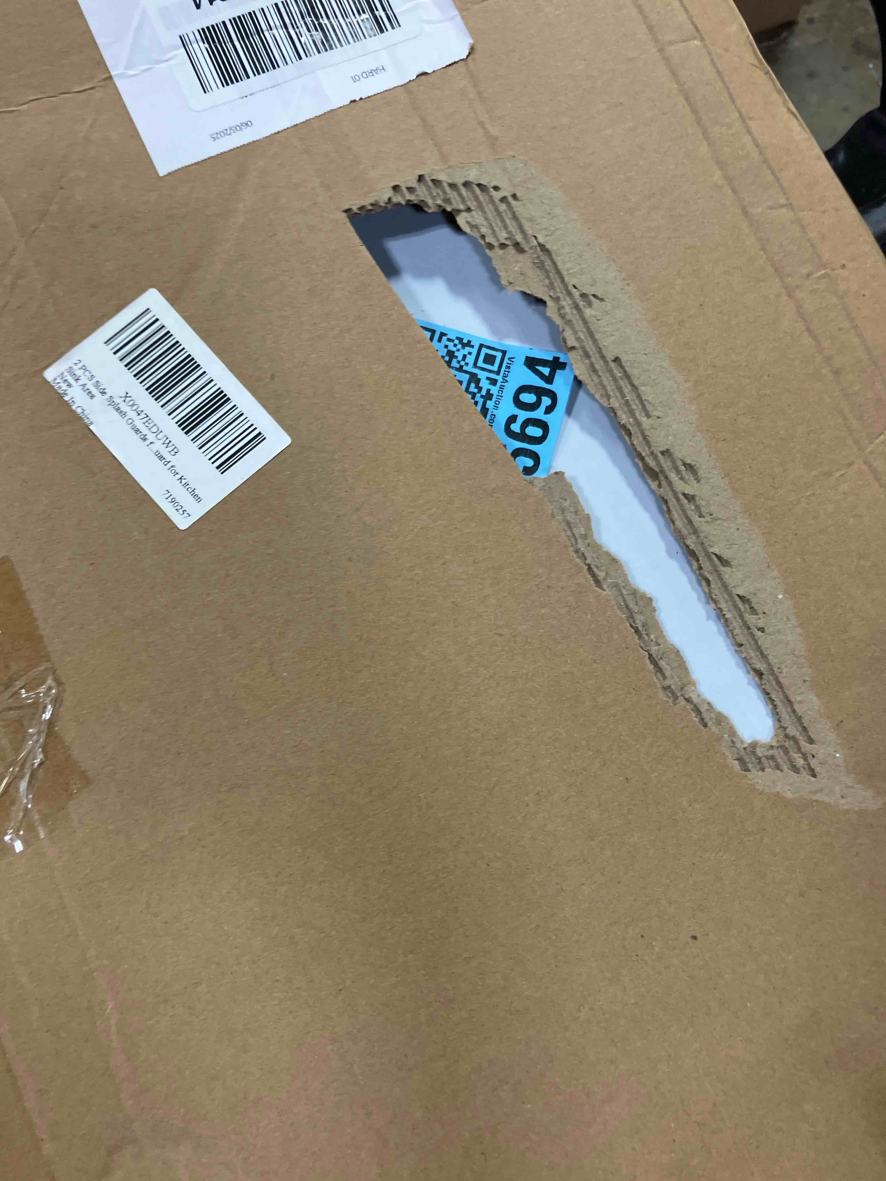 https://s3.amazonaws.com/lotting-images-prod/phillipi/TEA3367217_1752153246044.jpeg