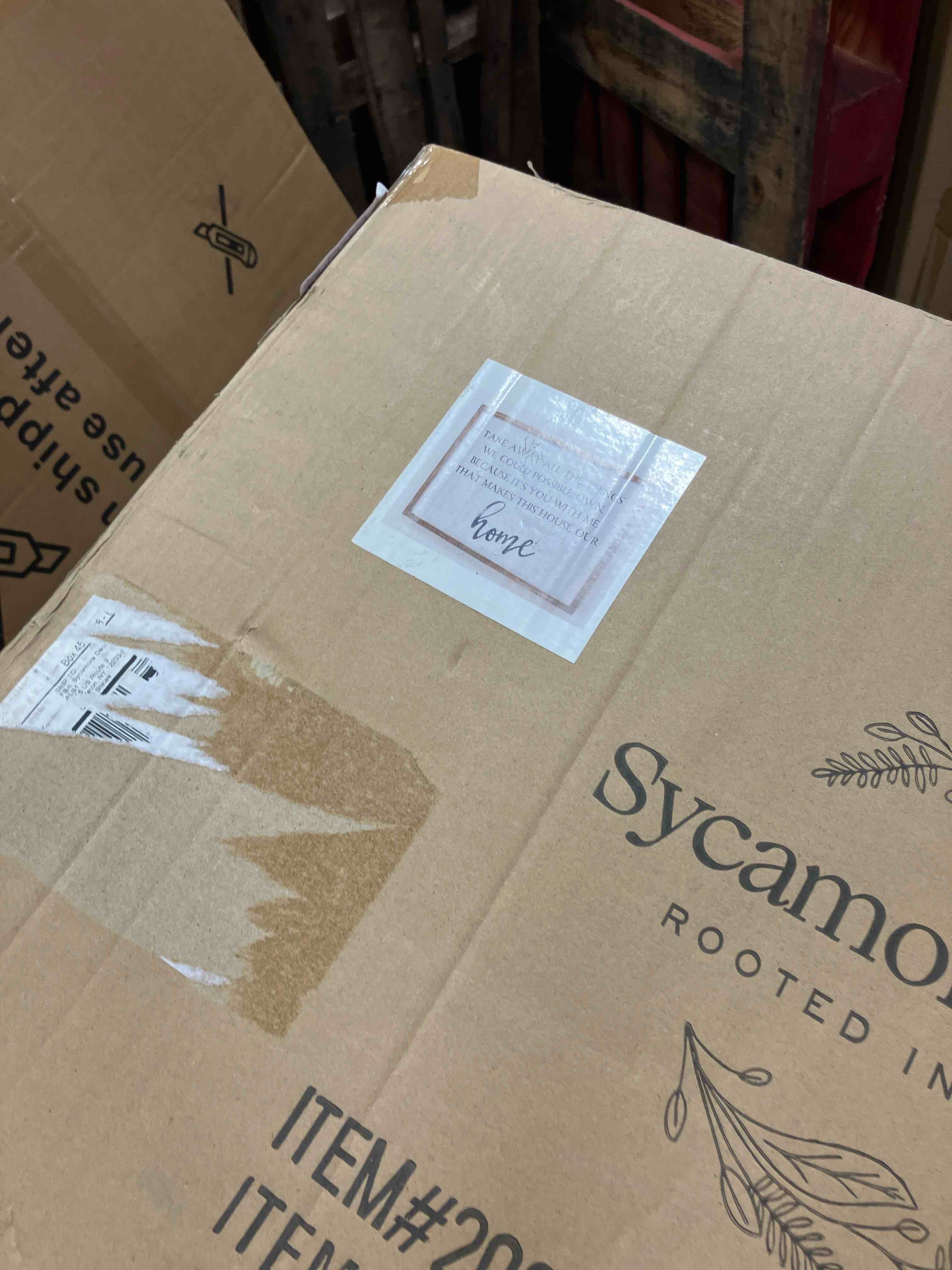 https://s3.amazonaws.com/lotting-images-prod/phillipi/TEA3367233_1752151358594.jpeg