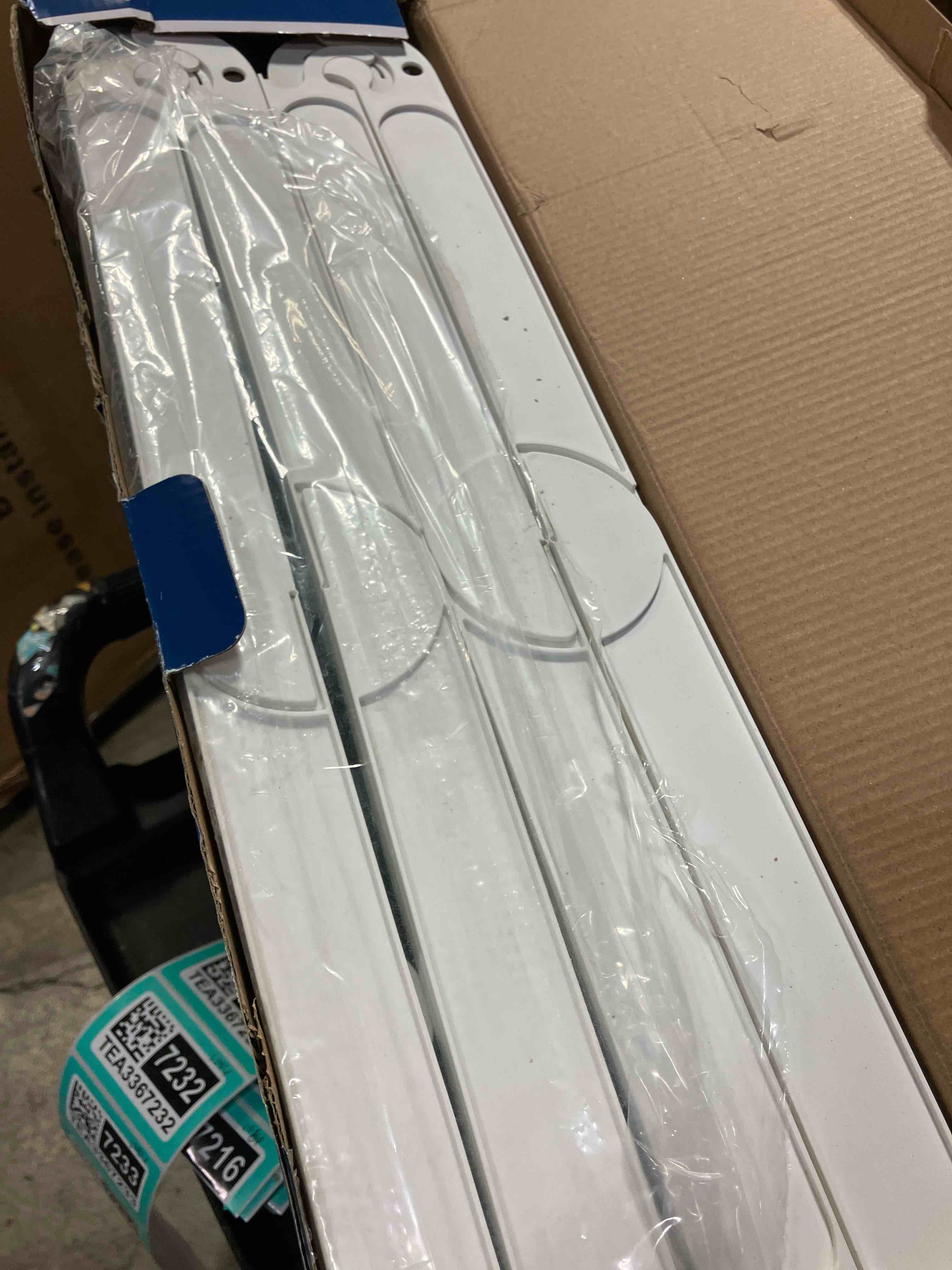 https://s3.amazonaws.com/lotting-images-prod/phillipi/TEA3367234_1752151074201.jpeg