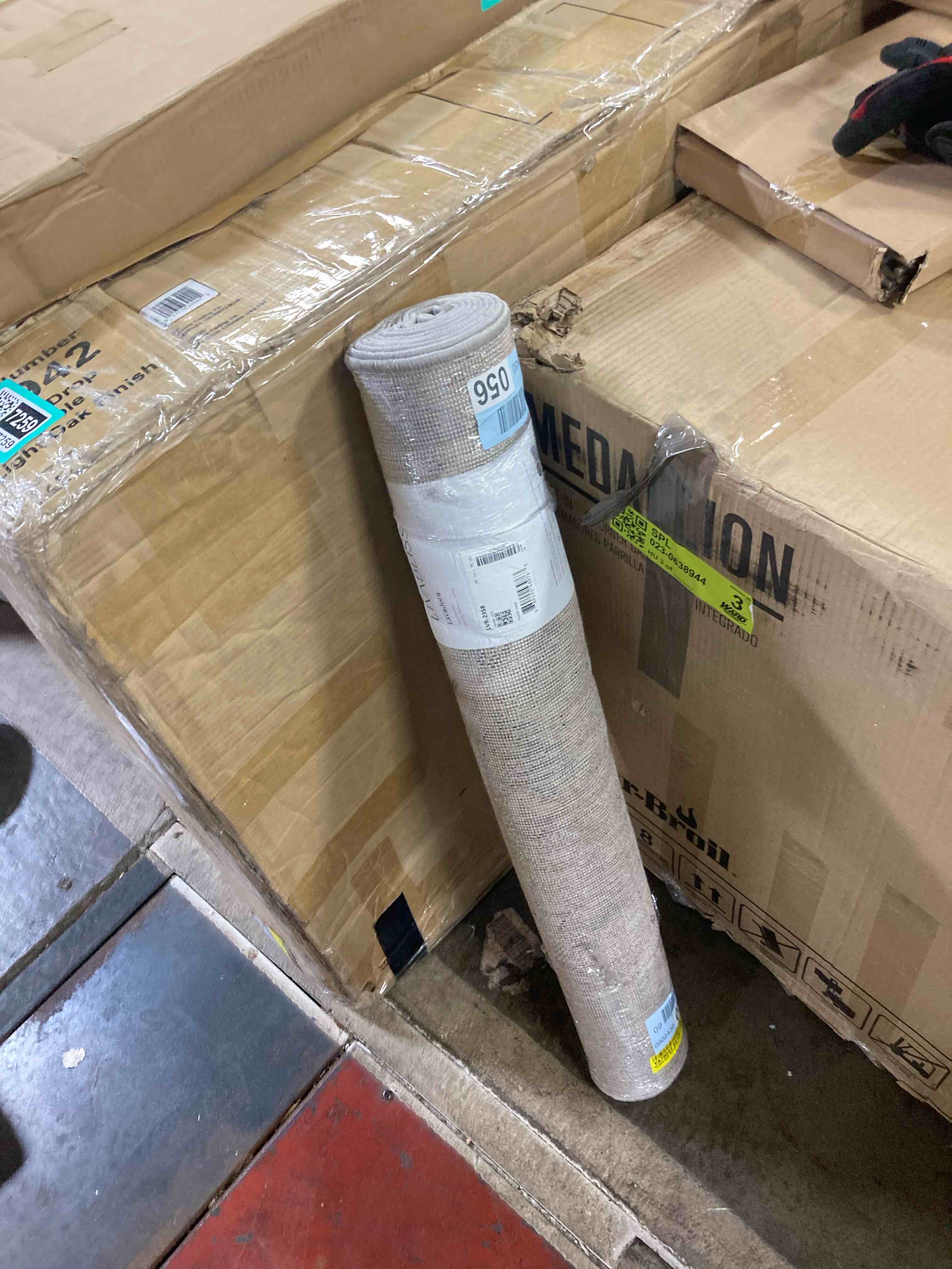 https://s3.amazonaws.com/lotting-images-prod/phillipi/TEA3367265_1752518099789.jpeg