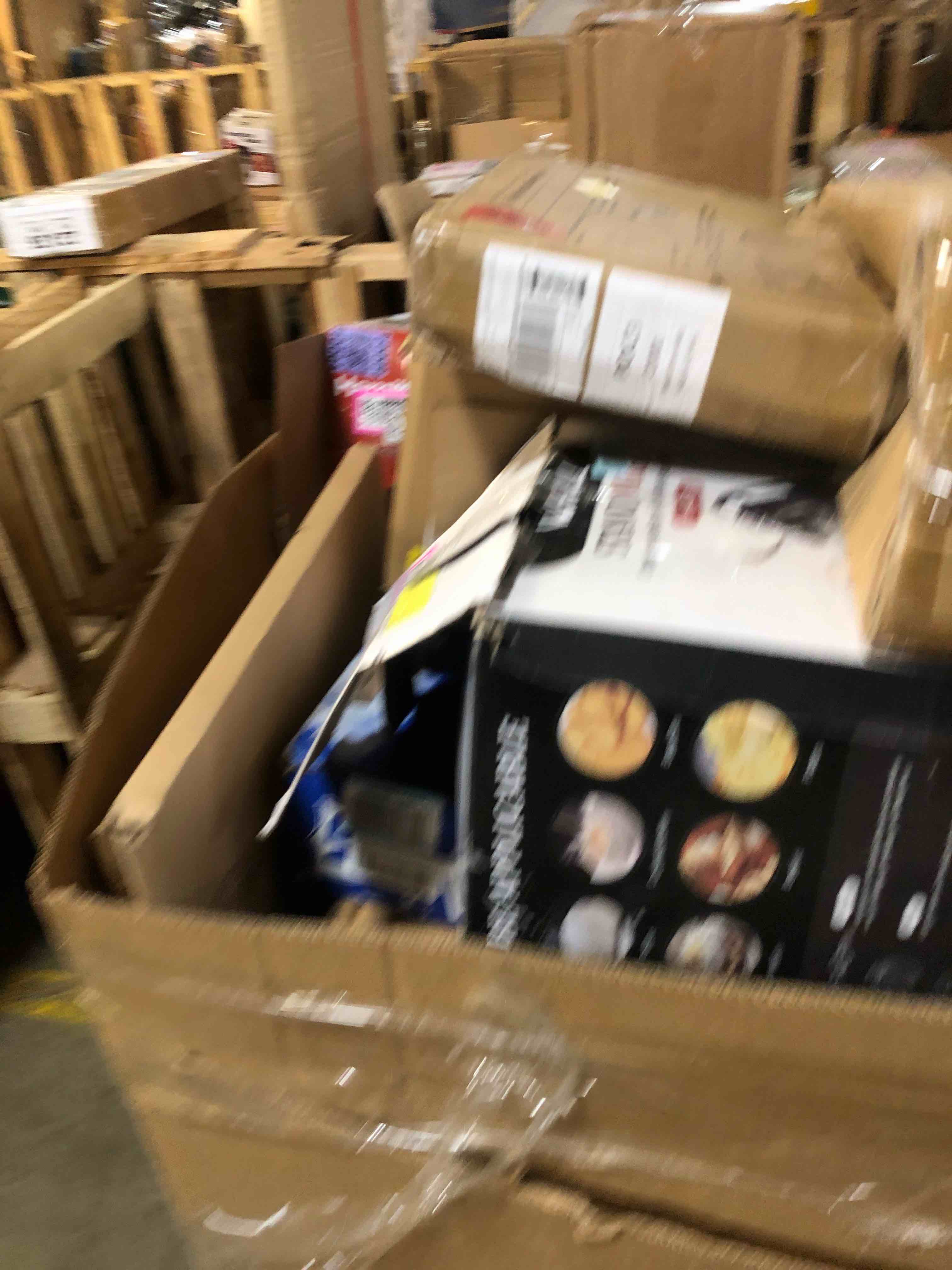 https://s3.amazonaws.com/lotting-images-prod/phillipi/TEA3367299_1752520140927.jpeg