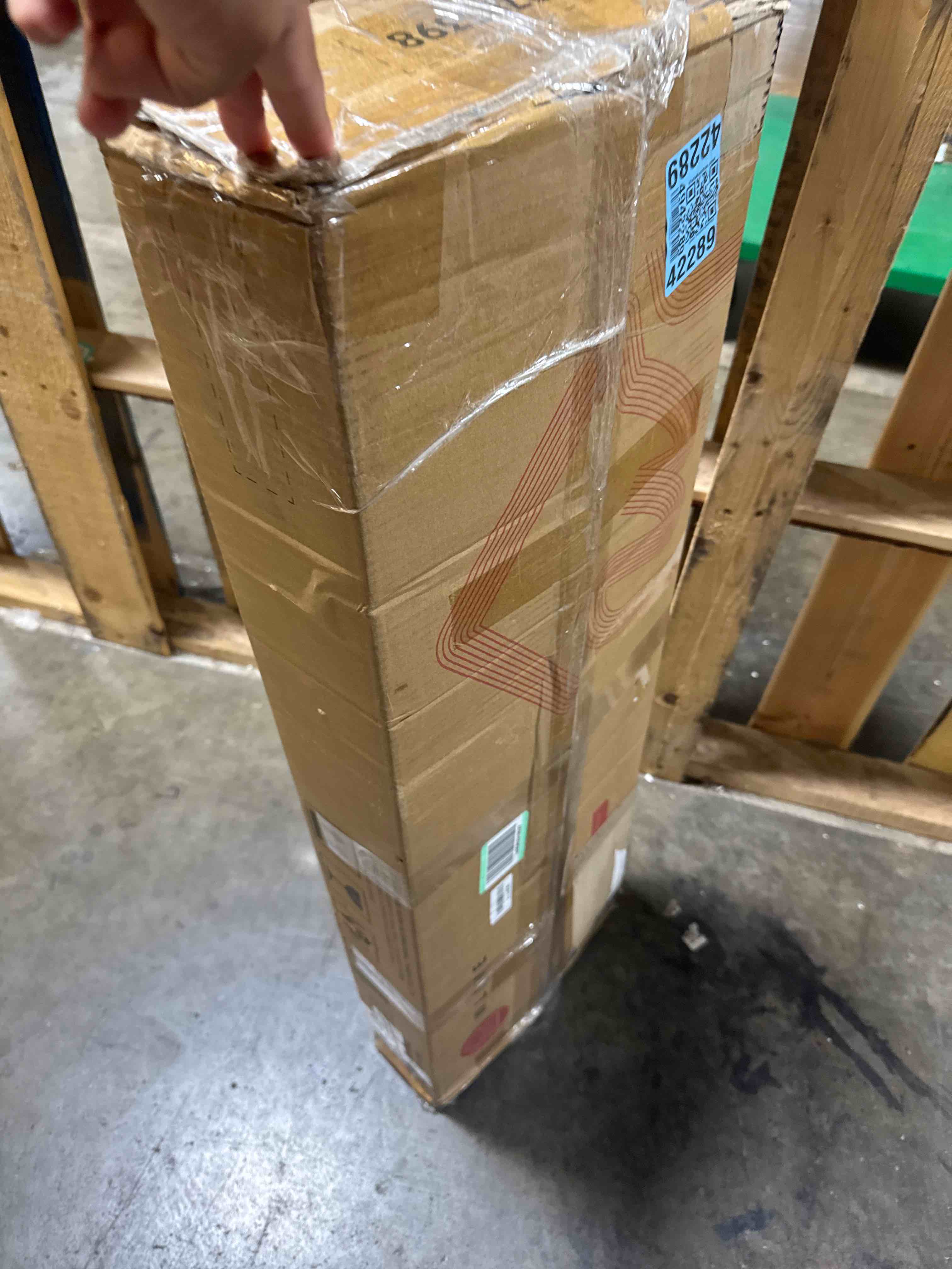 https://s3.amazonaws.com/lotting-images-prod/phillipi/TEA3367303_1752586541958.jpeg