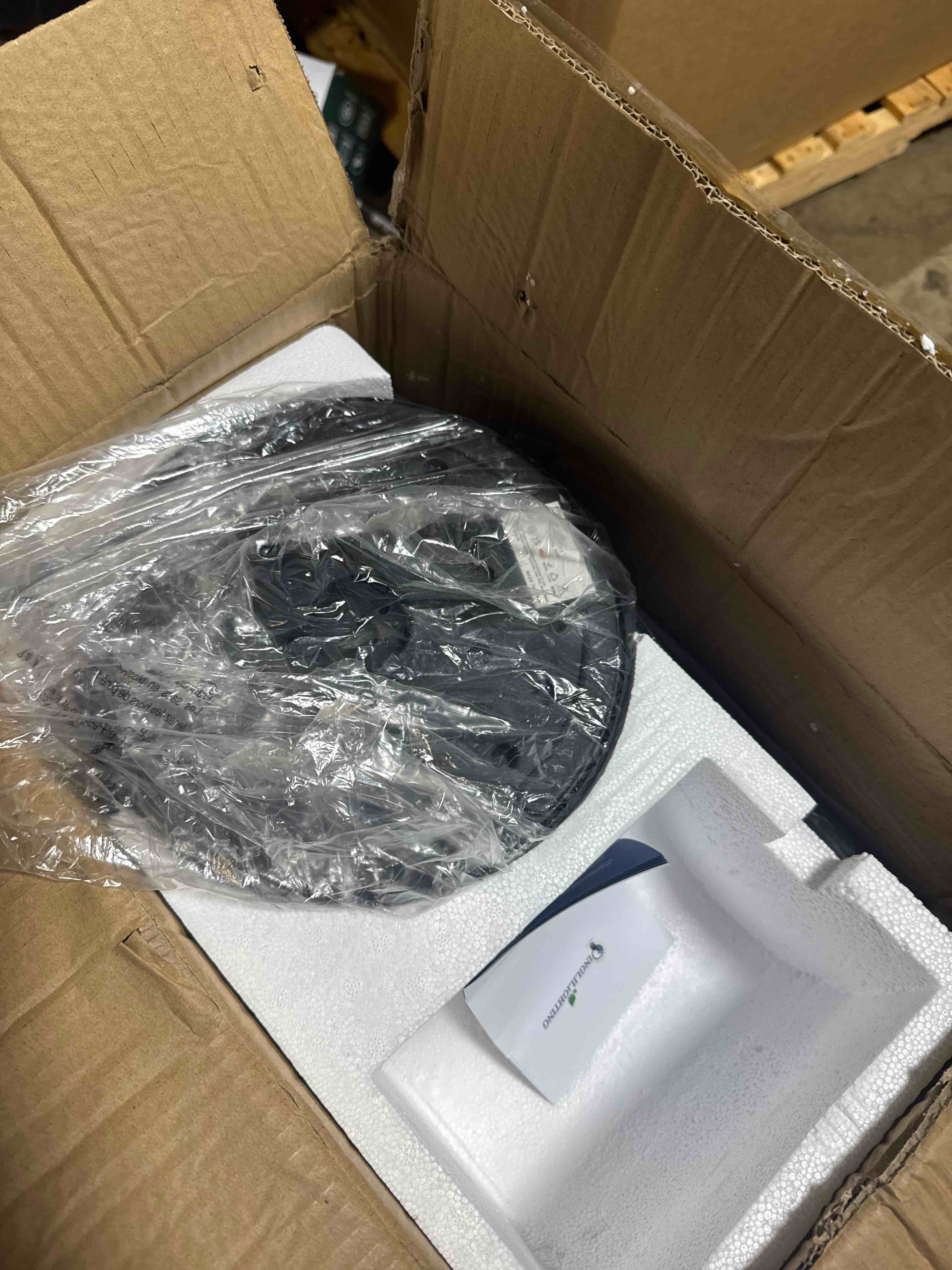 https://s3.amazonaws.com/lotting-images-prod/phillipi/TEA3367305_1752586796575.jpeg