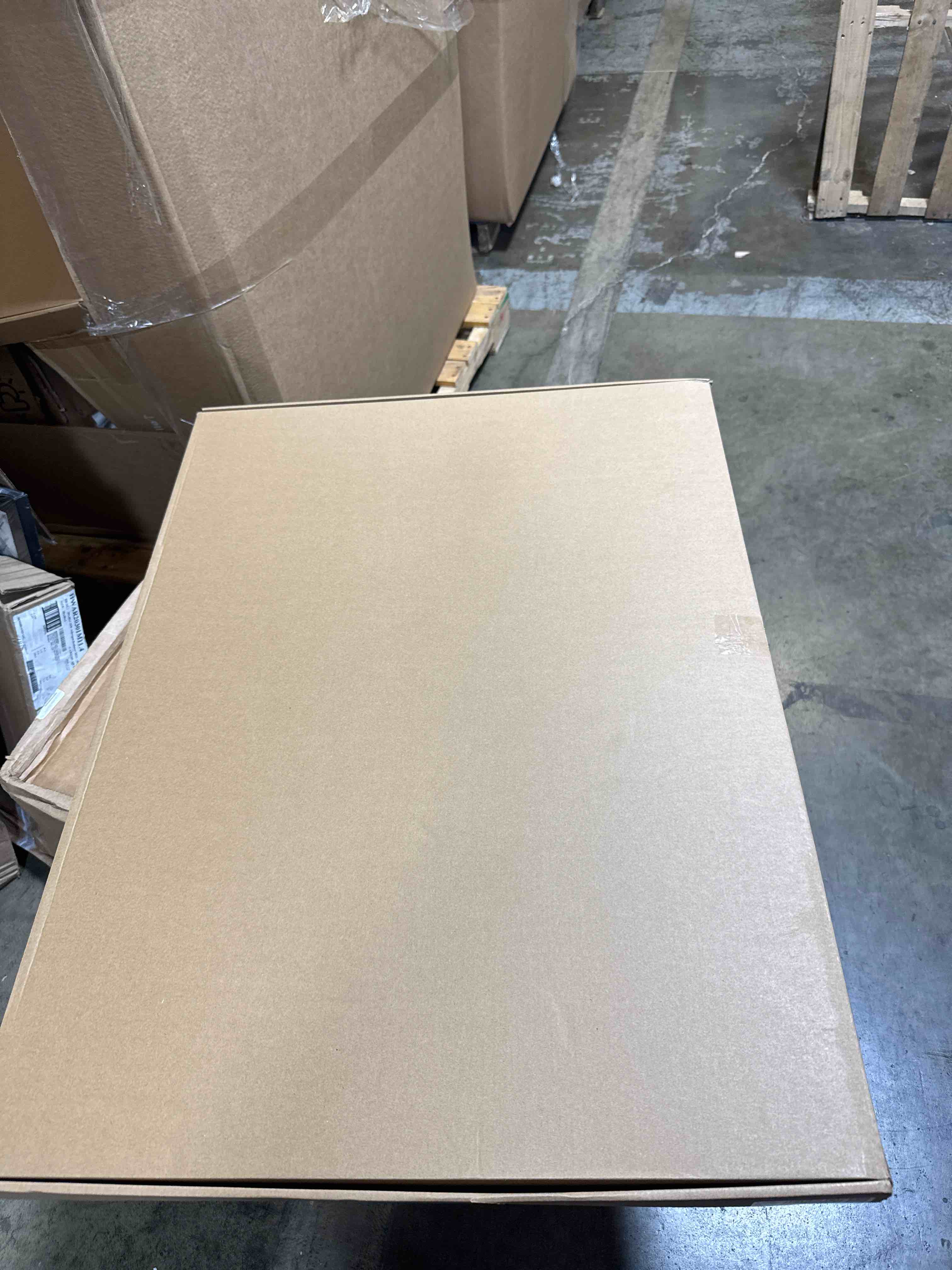https://s3.amazonaws.com/lotting-images-prod/phillipi/TEA3367310_1752588150623.jpeg