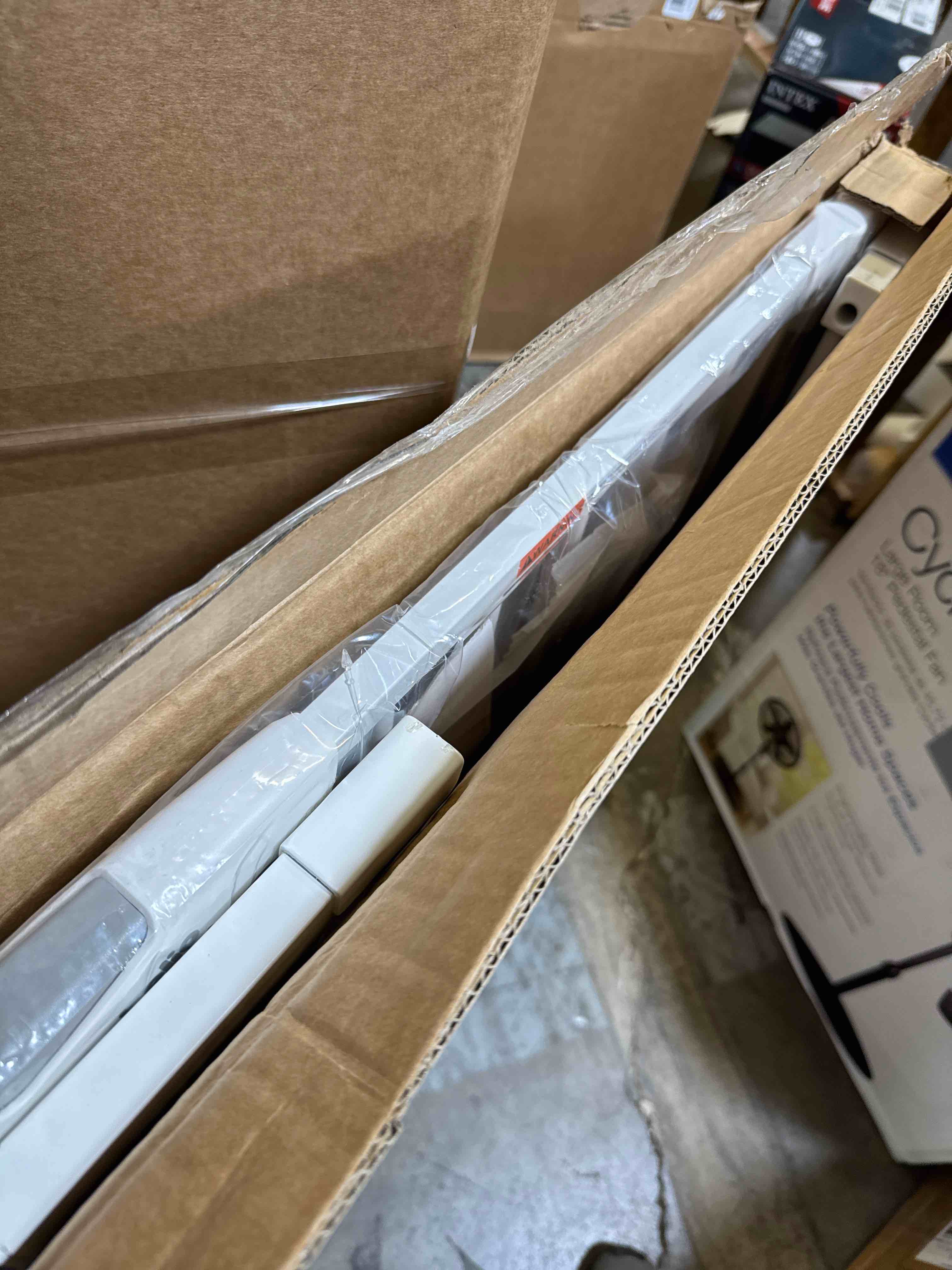 https://s3.amazonaws.com/lotting-images-prod/phillipi/TEA3367361_1752596134323.jpeg